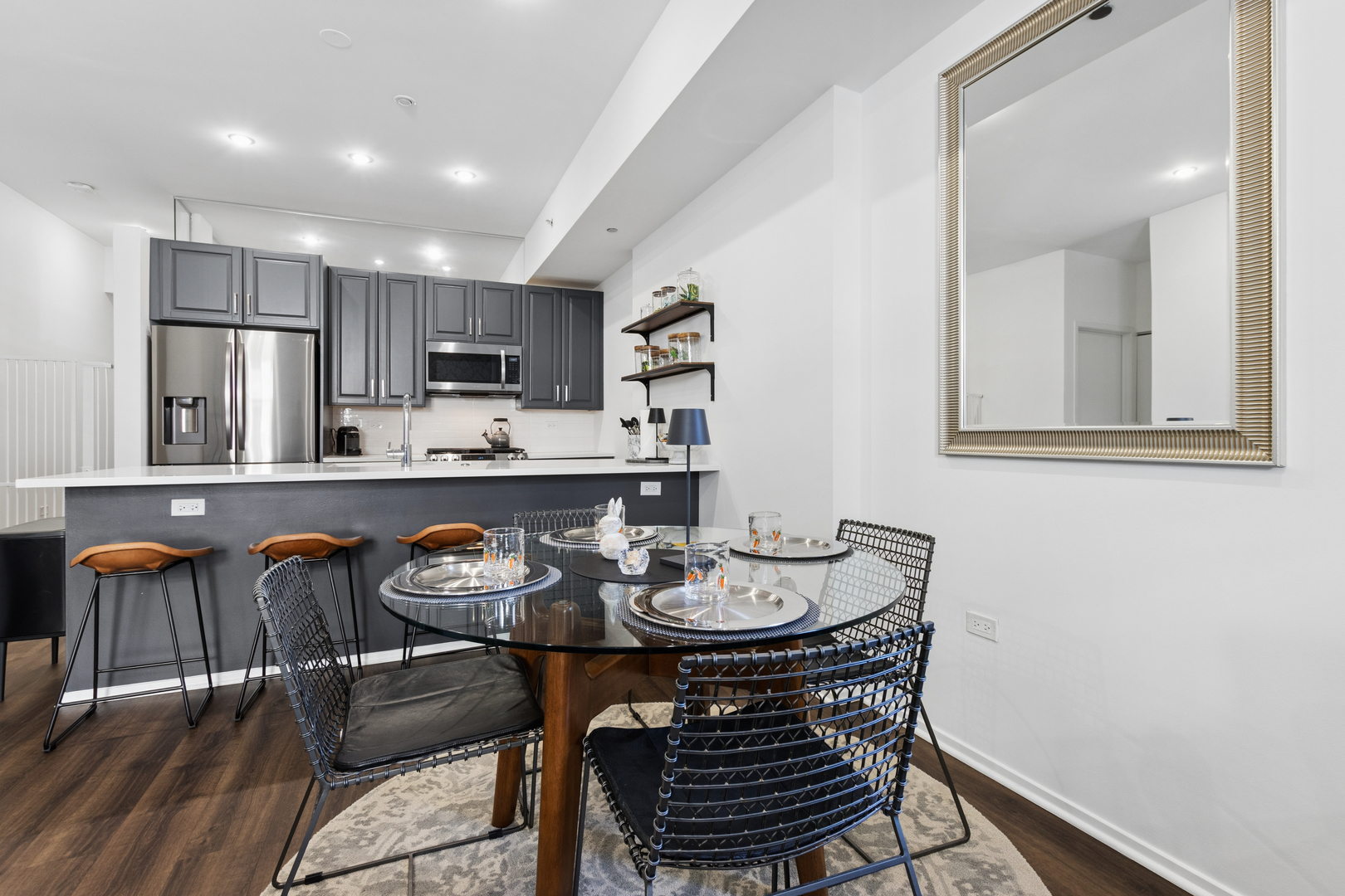 310 S Michigan Avenue Unit: 1609