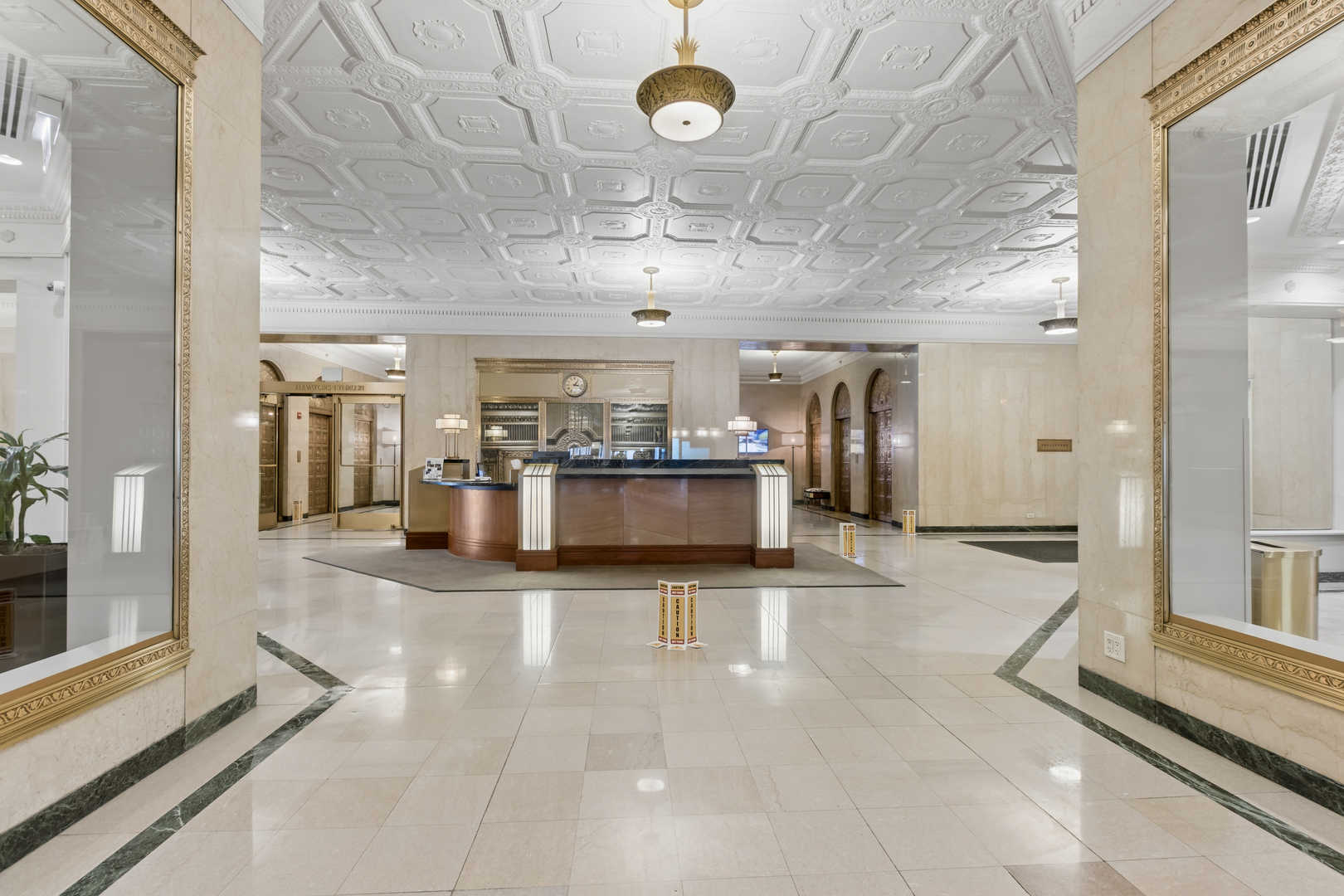 310 S Michigan Avenue Unit: 1609