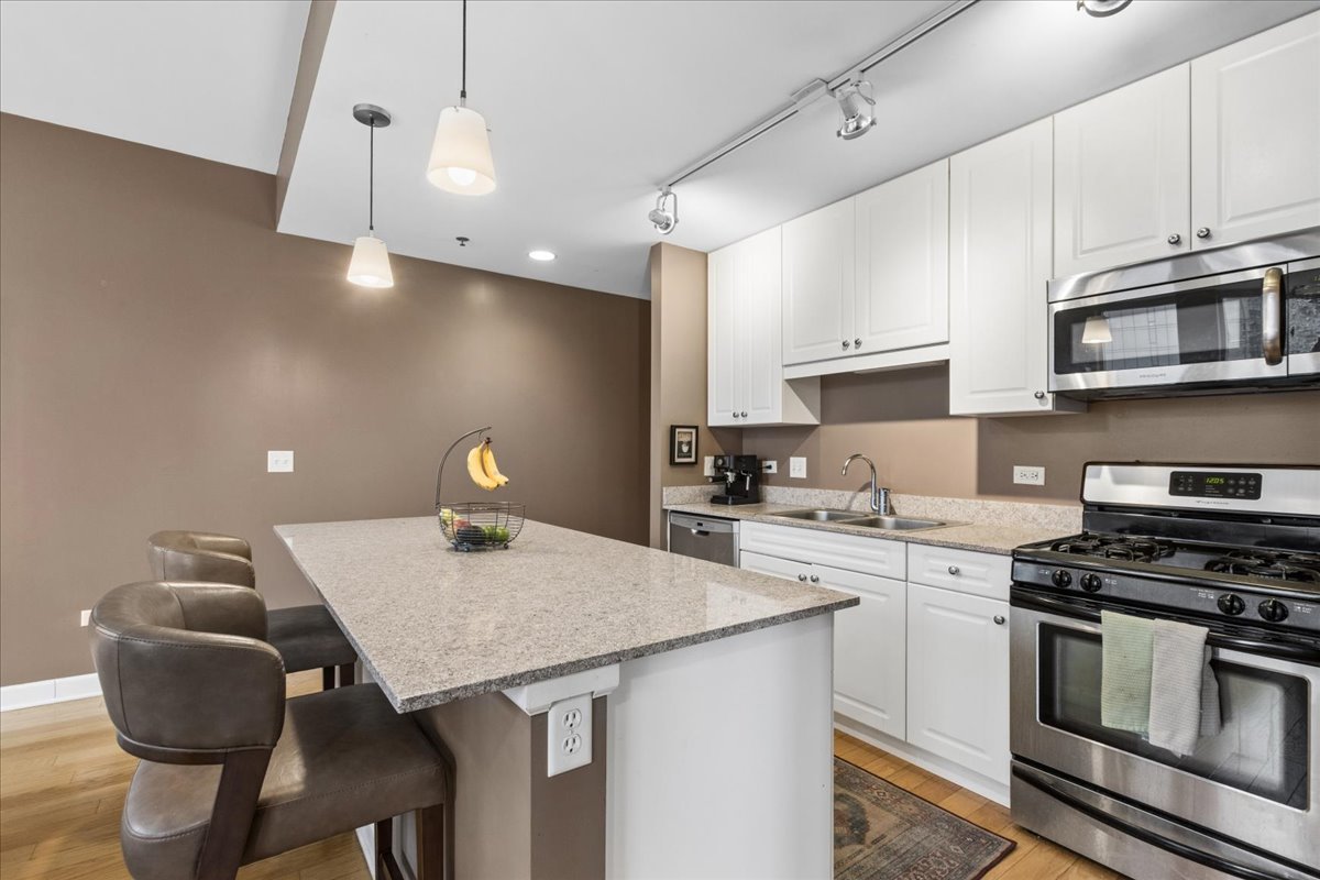 1400 S Michigan Avenue Unit: 1809