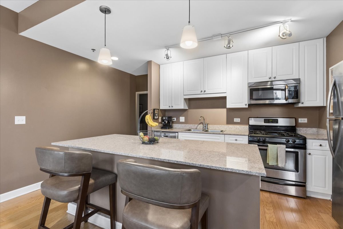 1400 S Michigan Avenue Unit: 1809