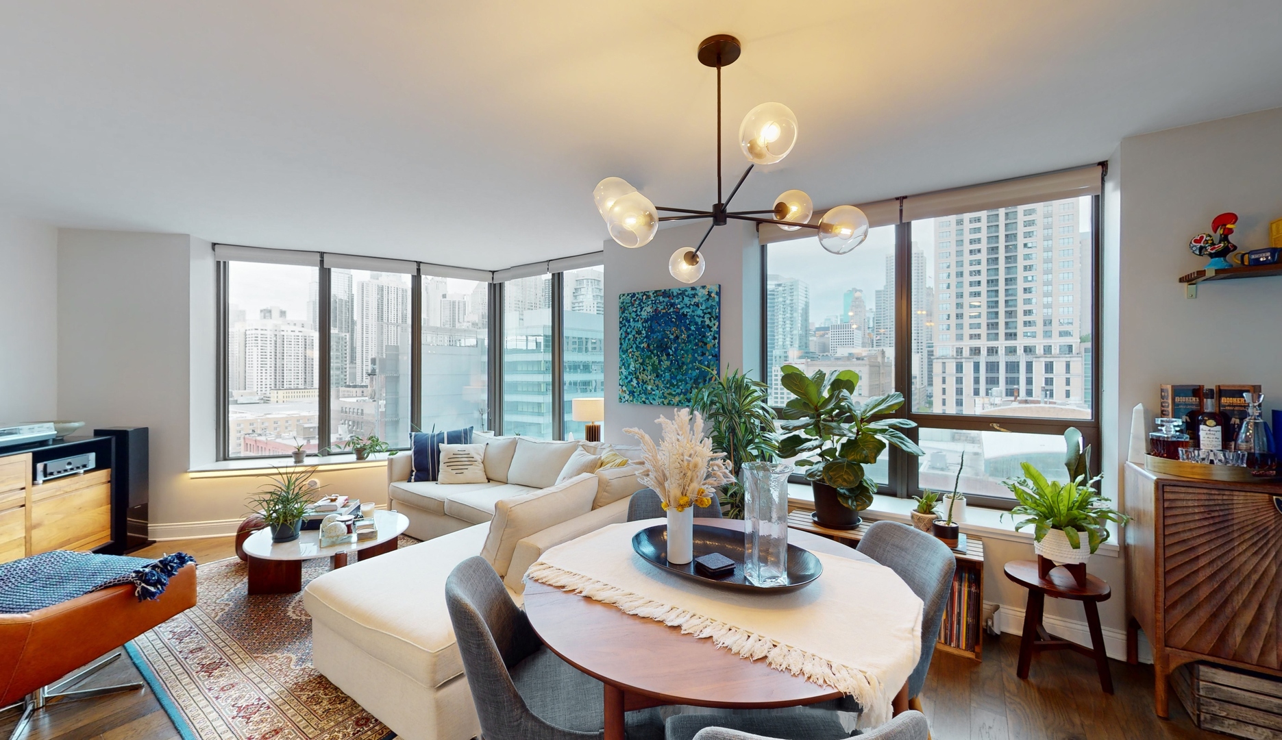 400 N LaSalle Street Unit: 1202