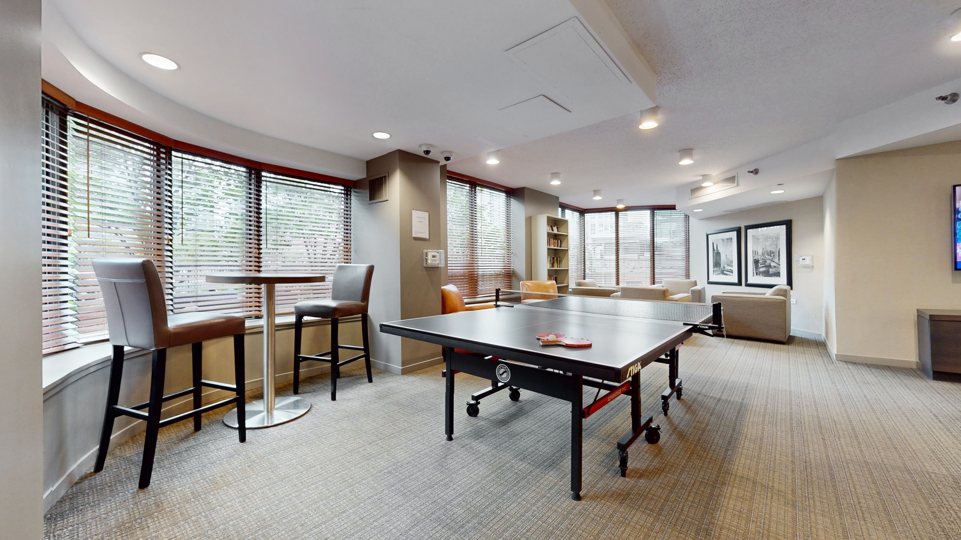 400 N LaSalle Street Unit: 1202