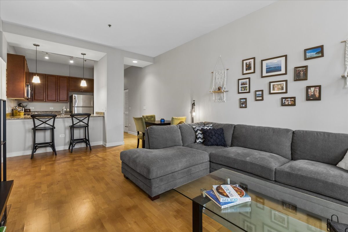 1400 S Michigan Avenue Unit: 2505