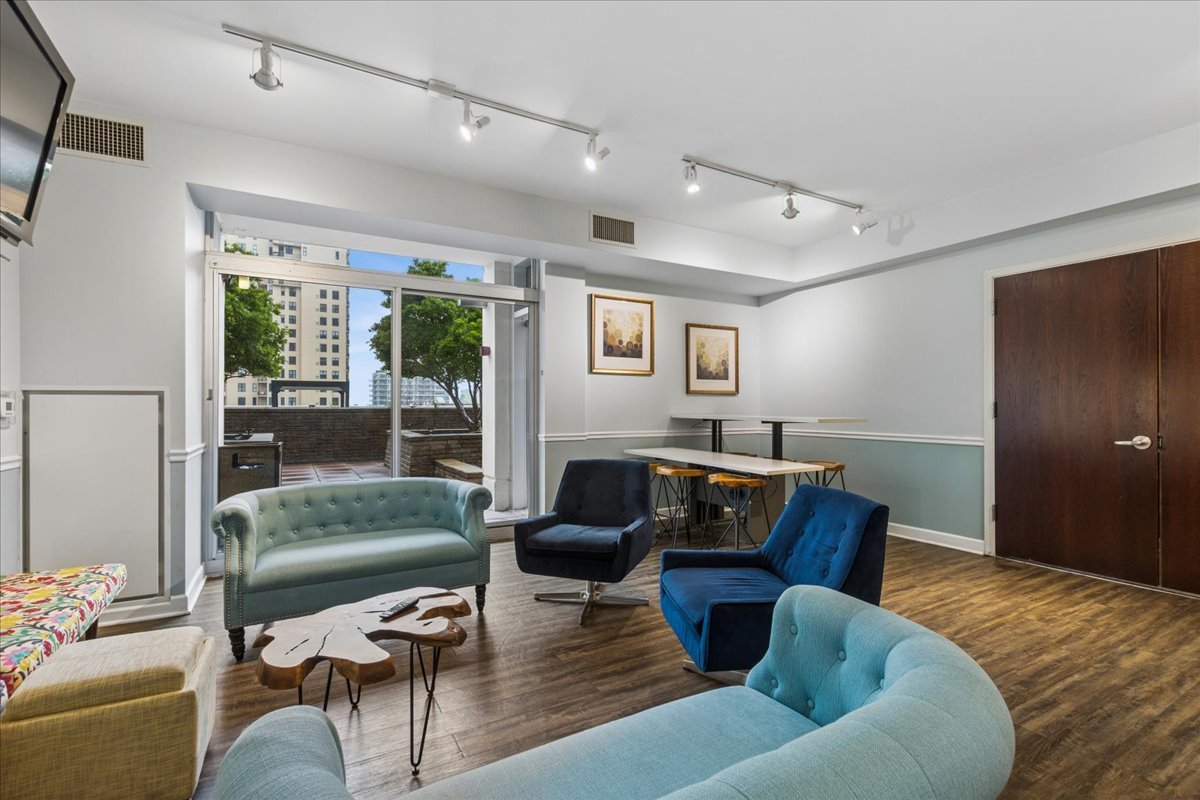 1400 S Michigan Avenue Unit: 2505