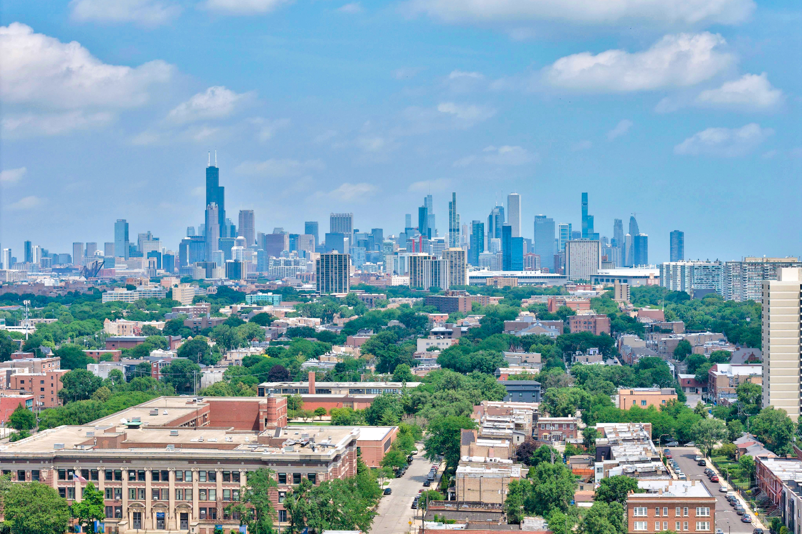 4007 S CALUMET Boulevard Unit: 2S