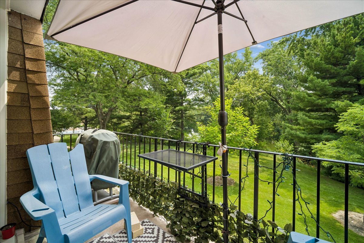 1220 Park Avenue W Unit: 132