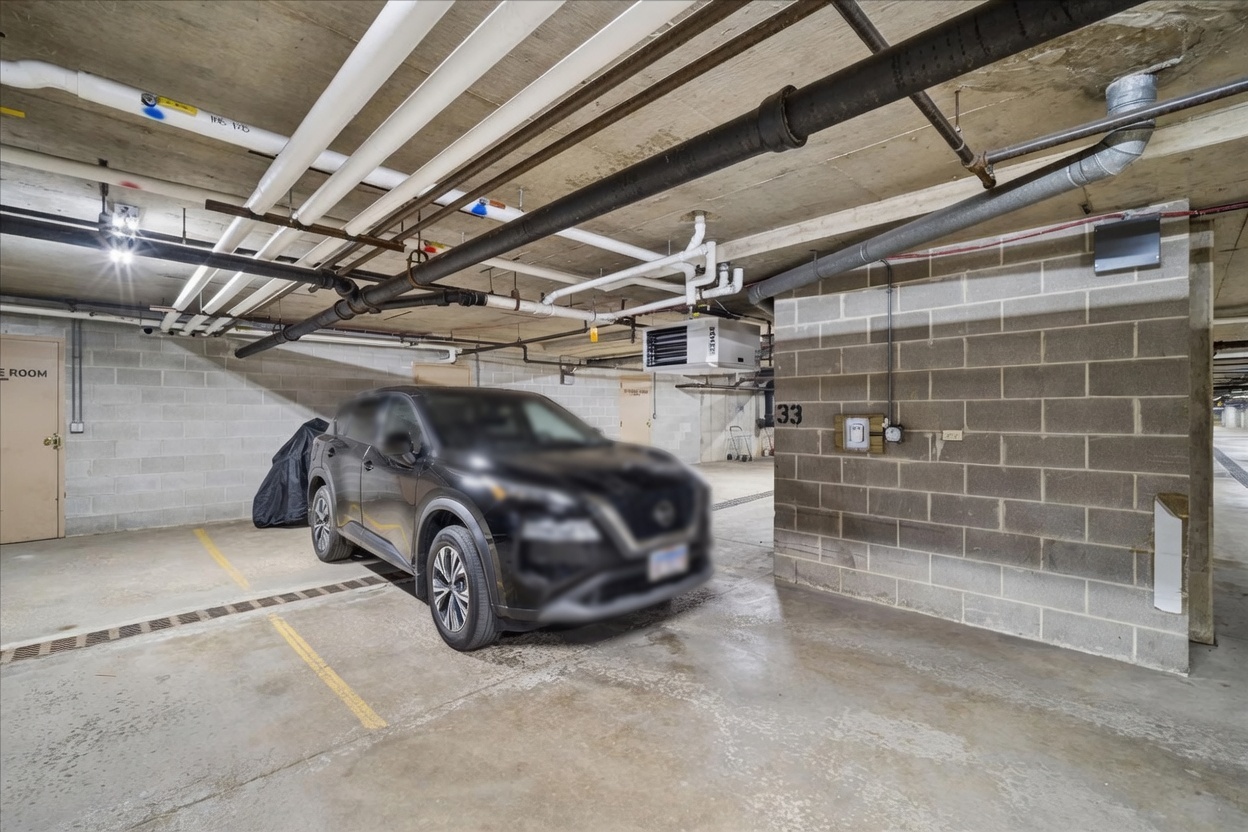 1220 Park Avenue W Unit: 132