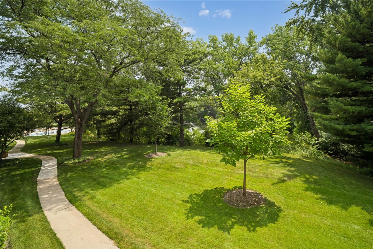 1220 Park Avenue W Unit: 132