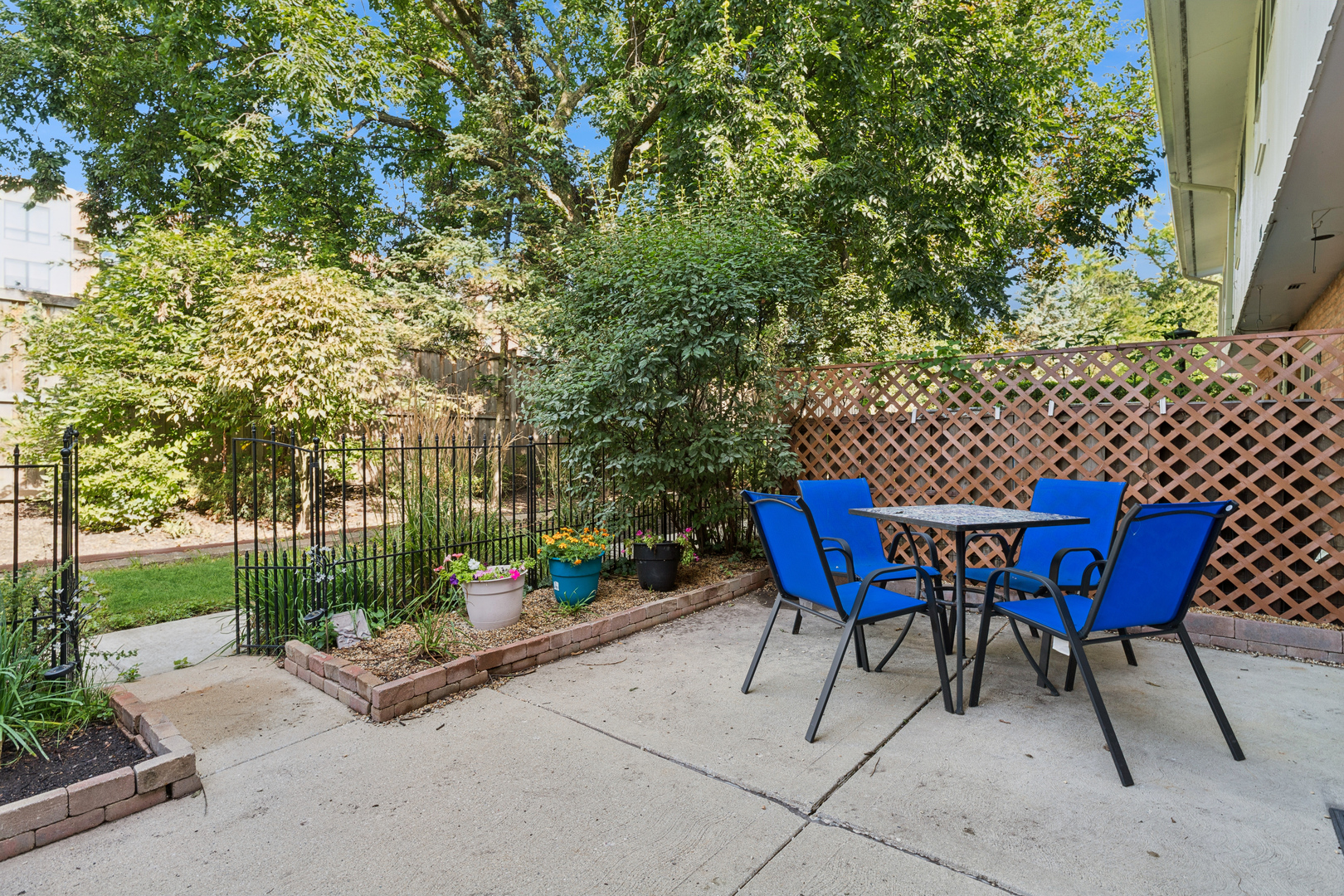 606 Carriage Hill Drive