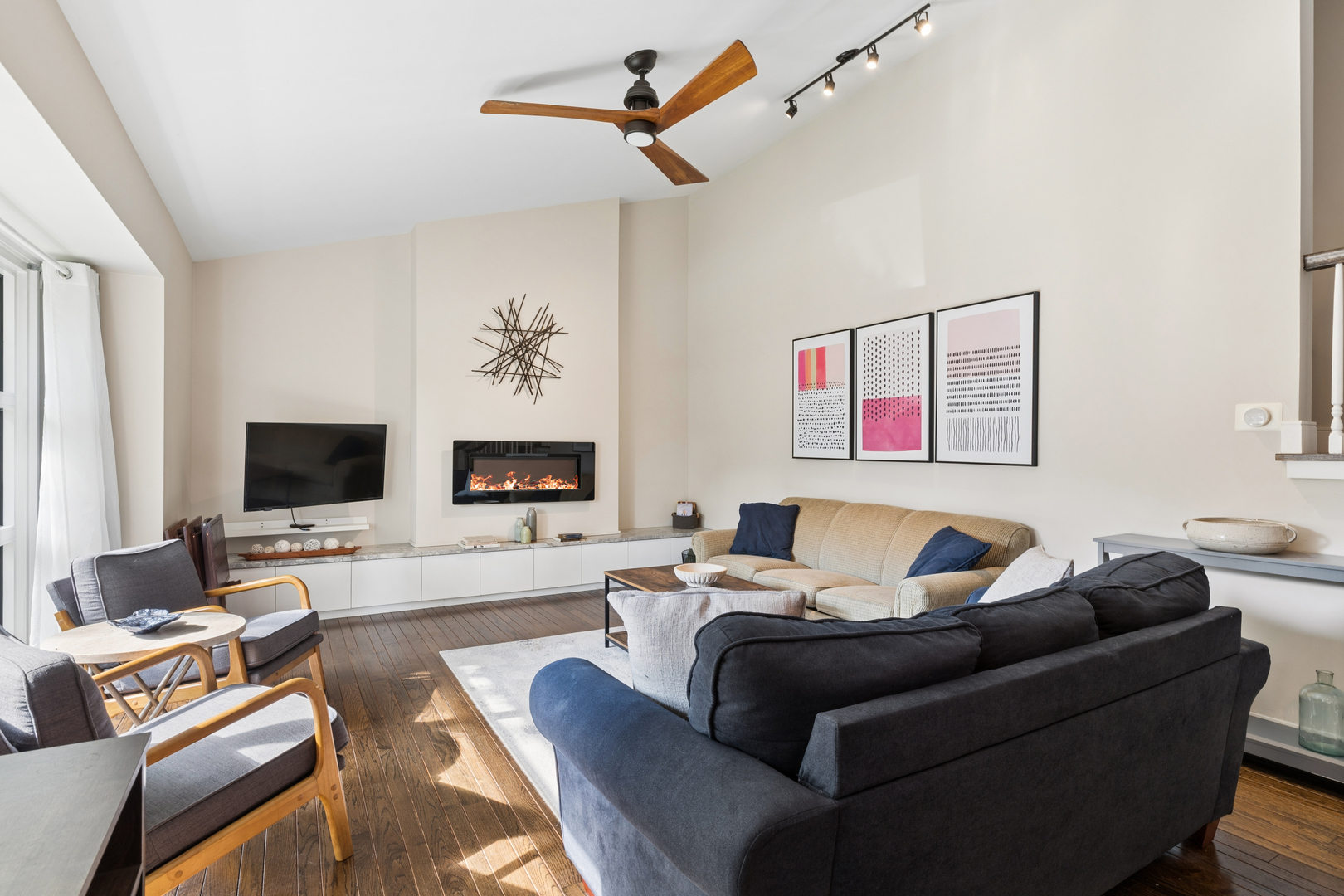 606 Carriage Hill Drive