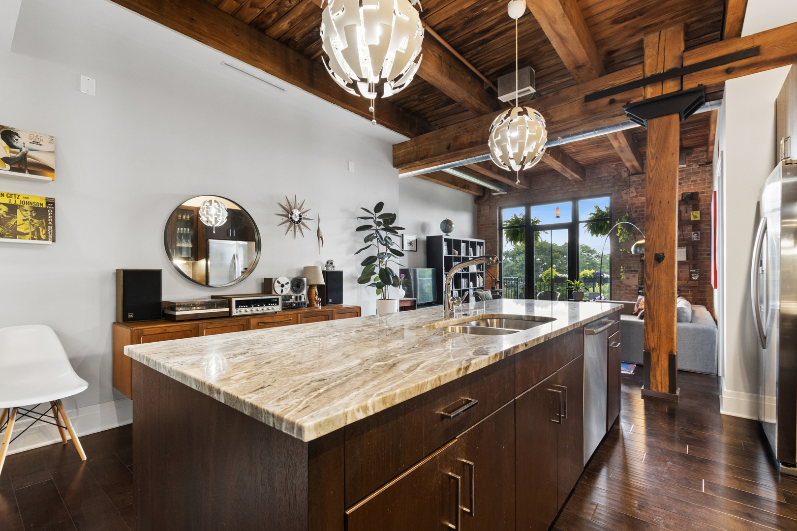 1600 S Jefferson Street Unit: 403