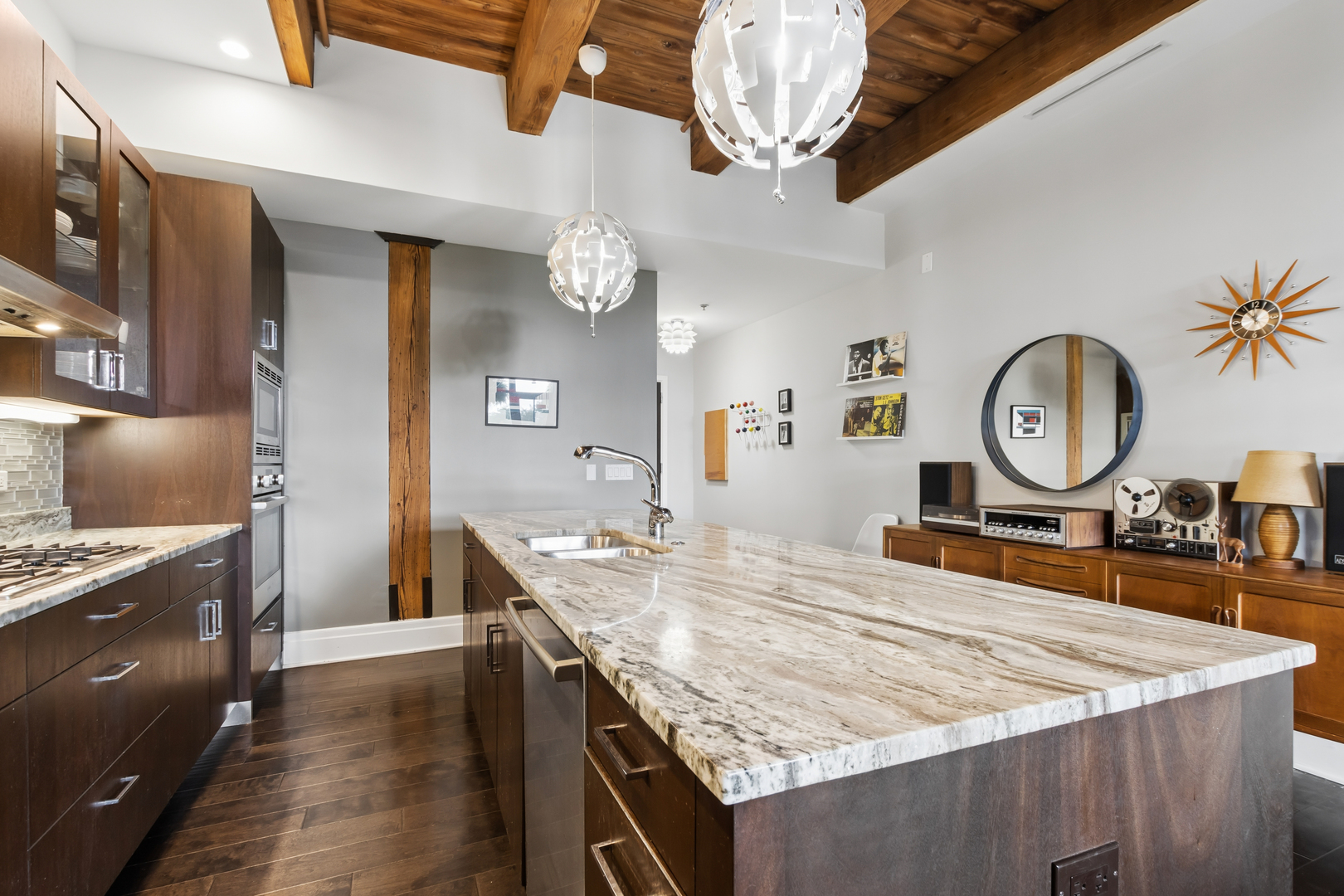 1600 S Jefferson Street Unit: 403