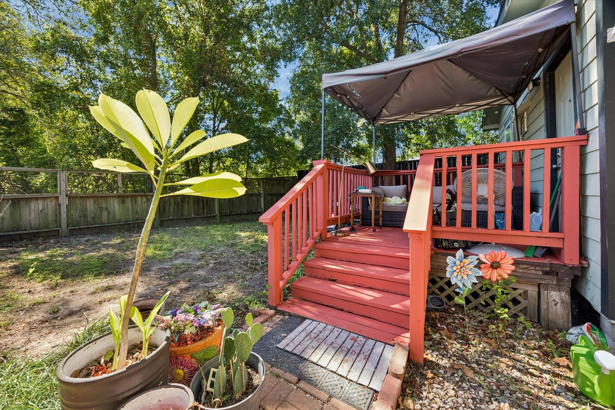 1218 & 1216 Paul Quinn Street