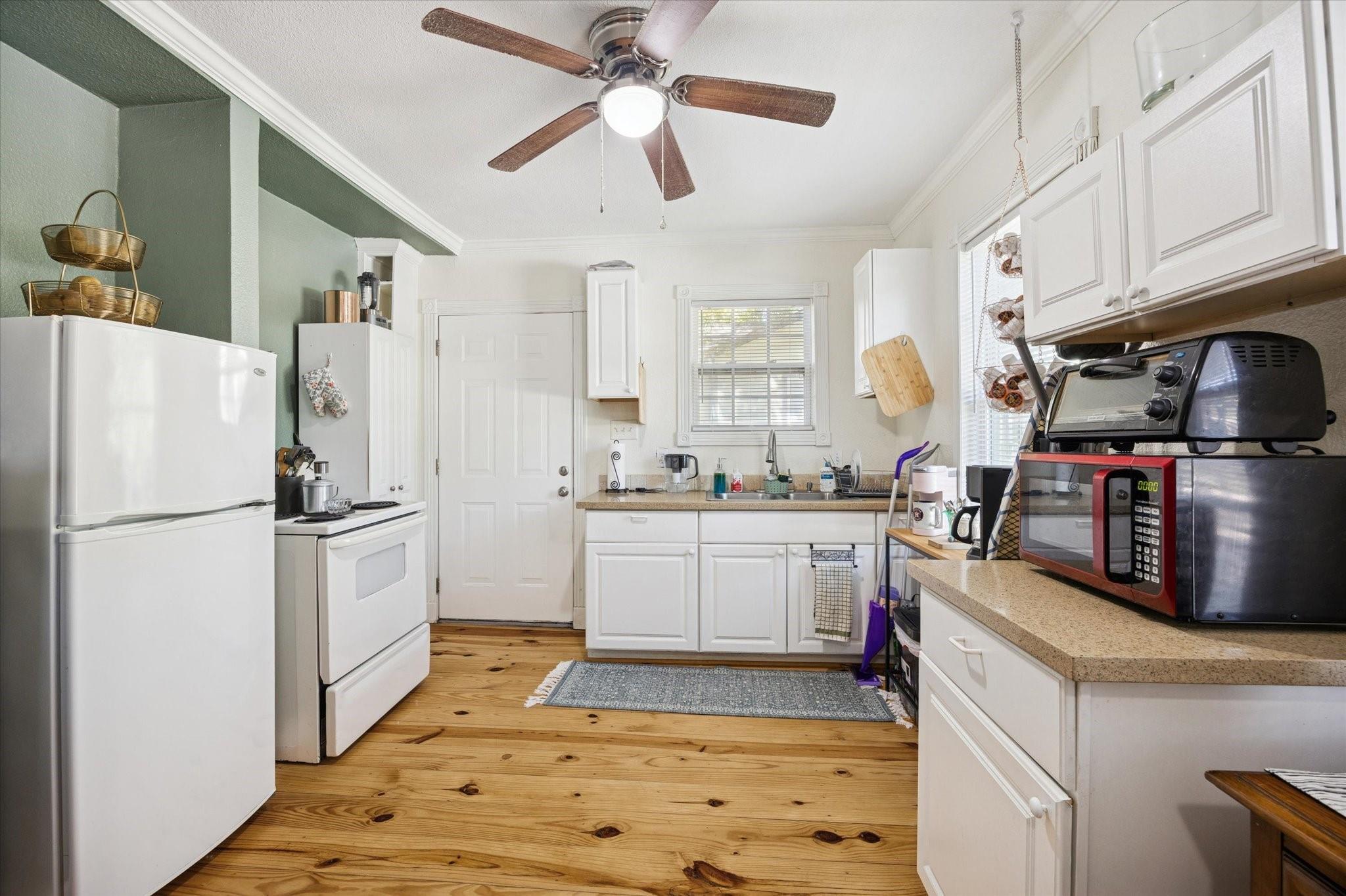 1218 & 1216 Paul Quinn Street