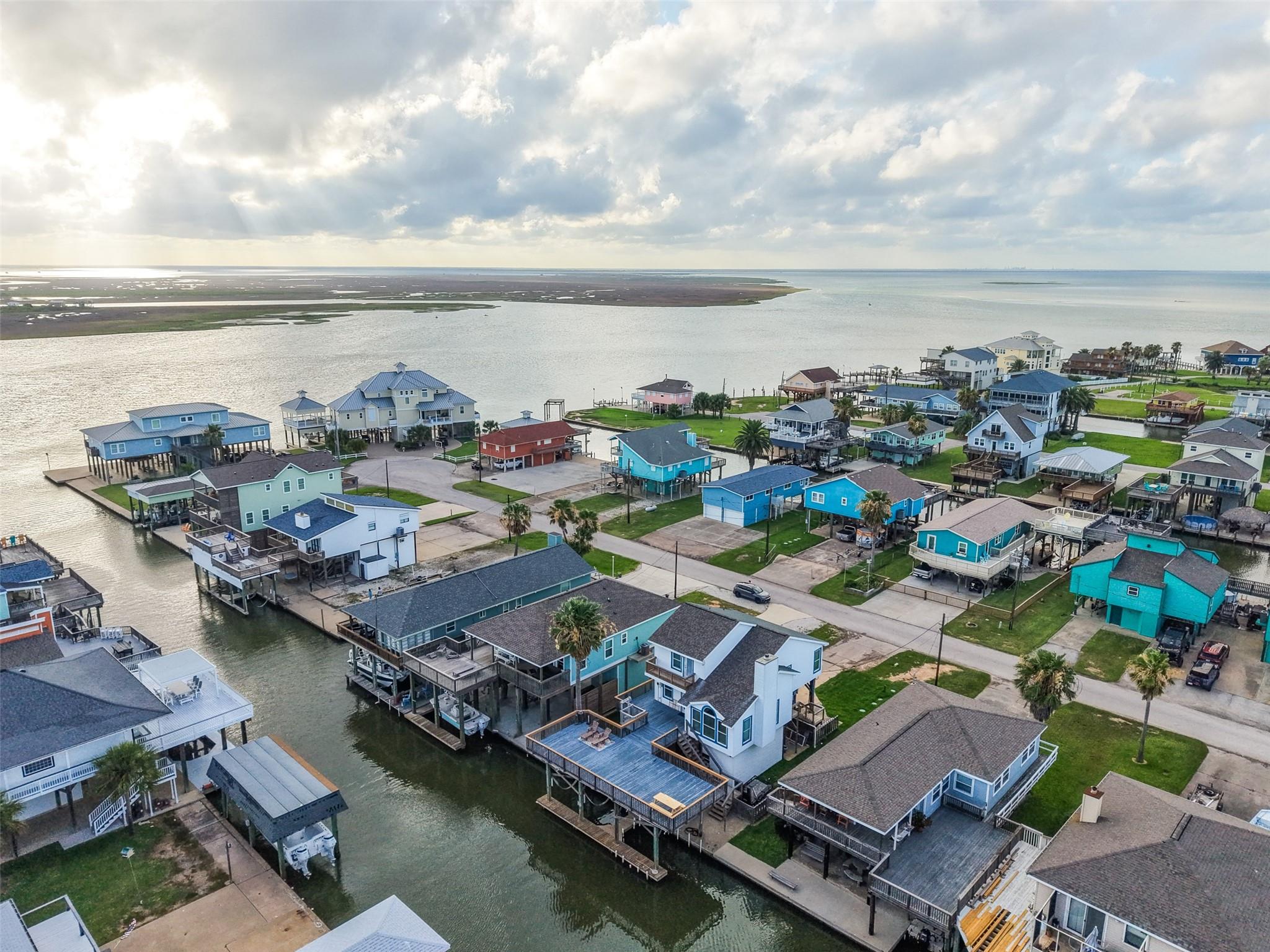 313 Schooner Drive