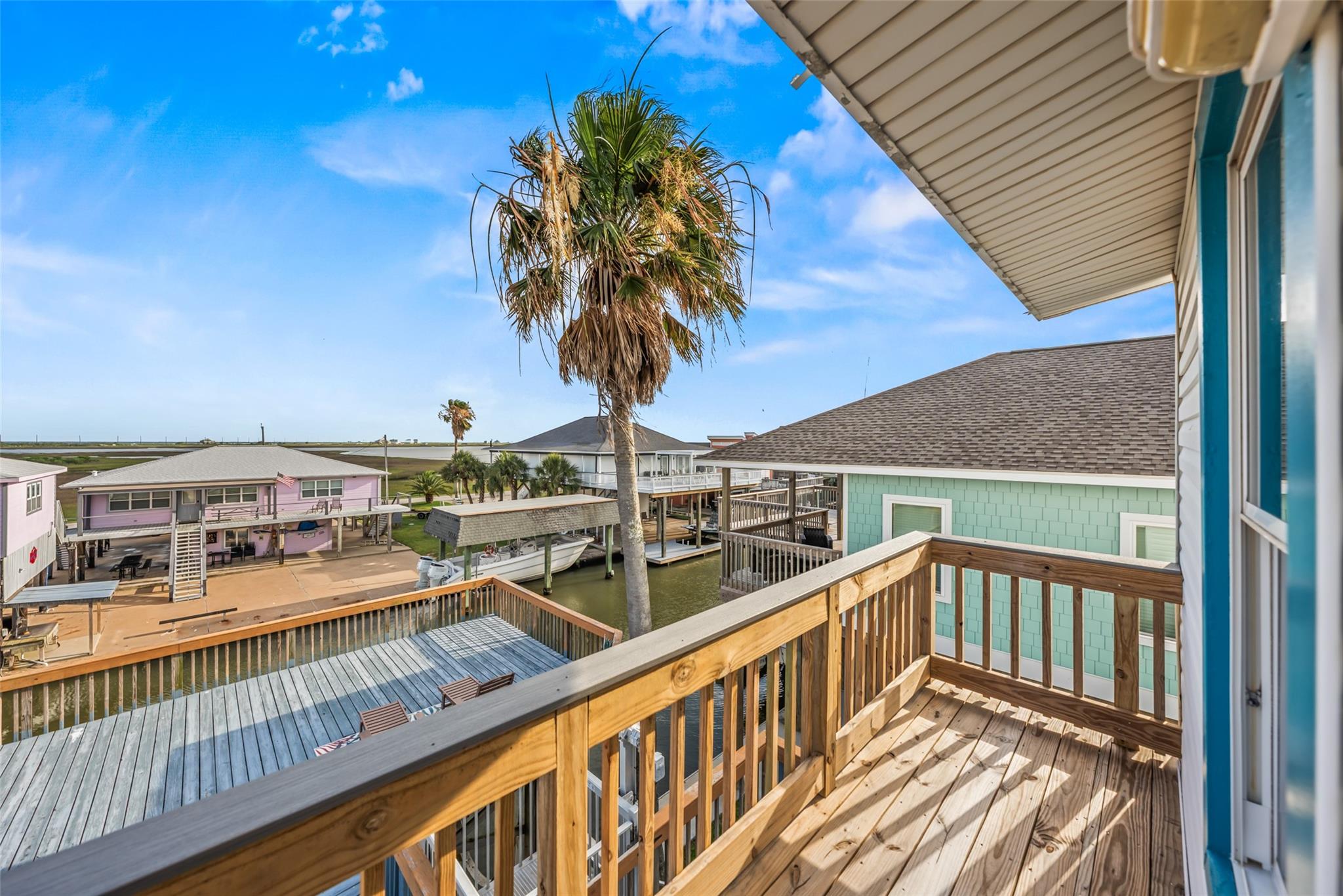 313 Schooner Drive