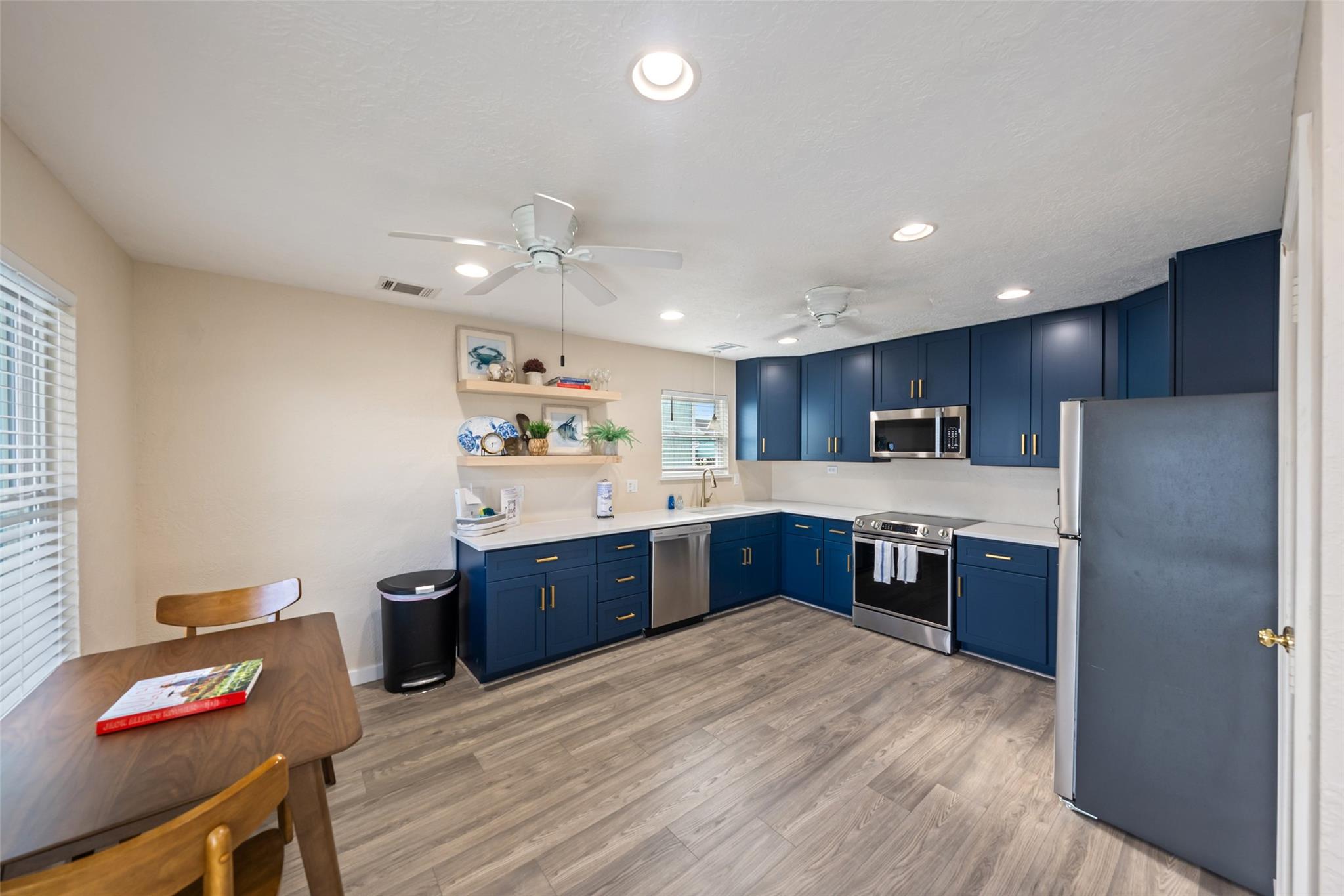 313 Schooner Drive