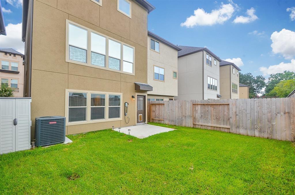 10014 Spring Shadows Park Circle