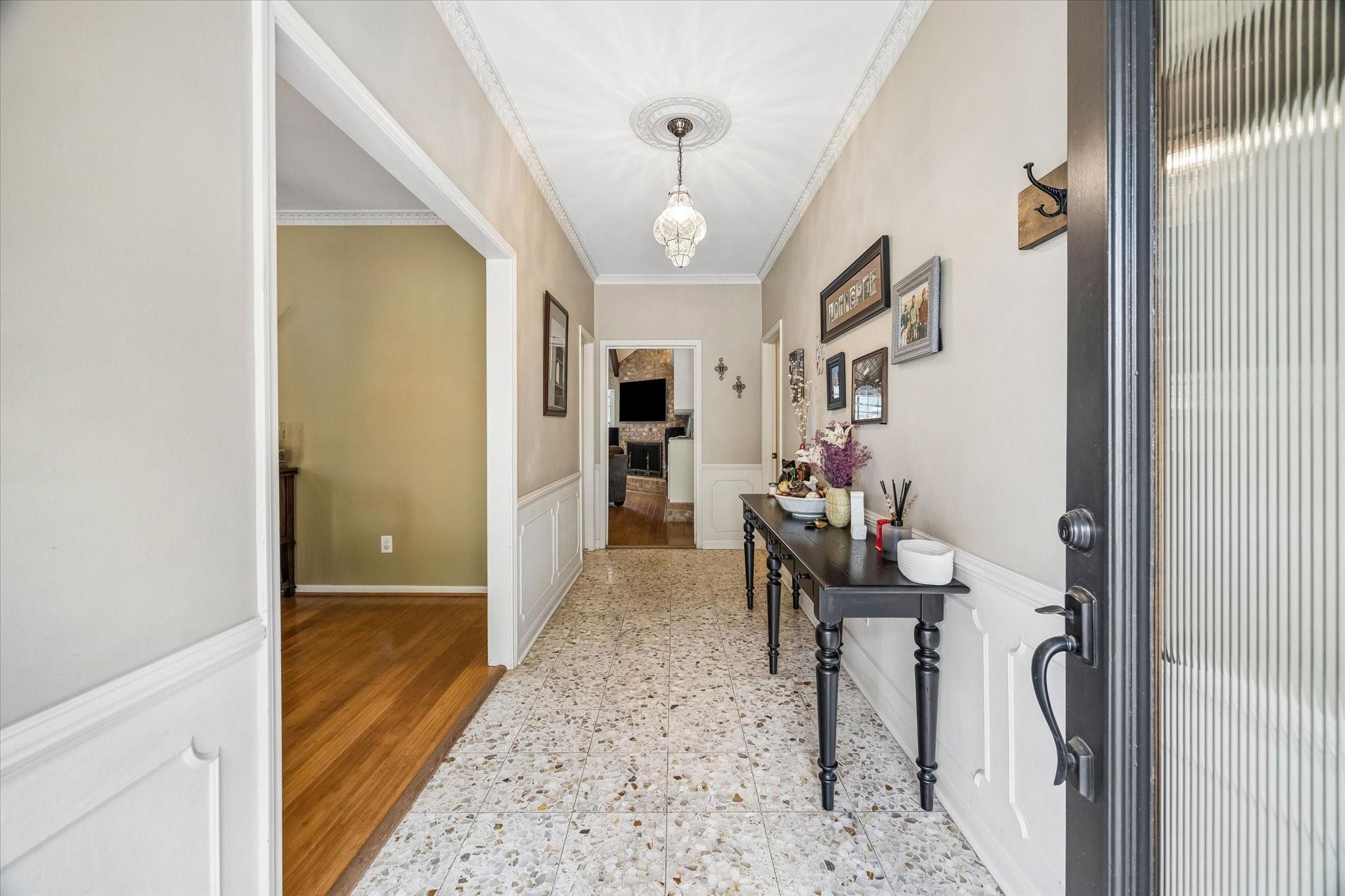 1427 Heathwood Drive