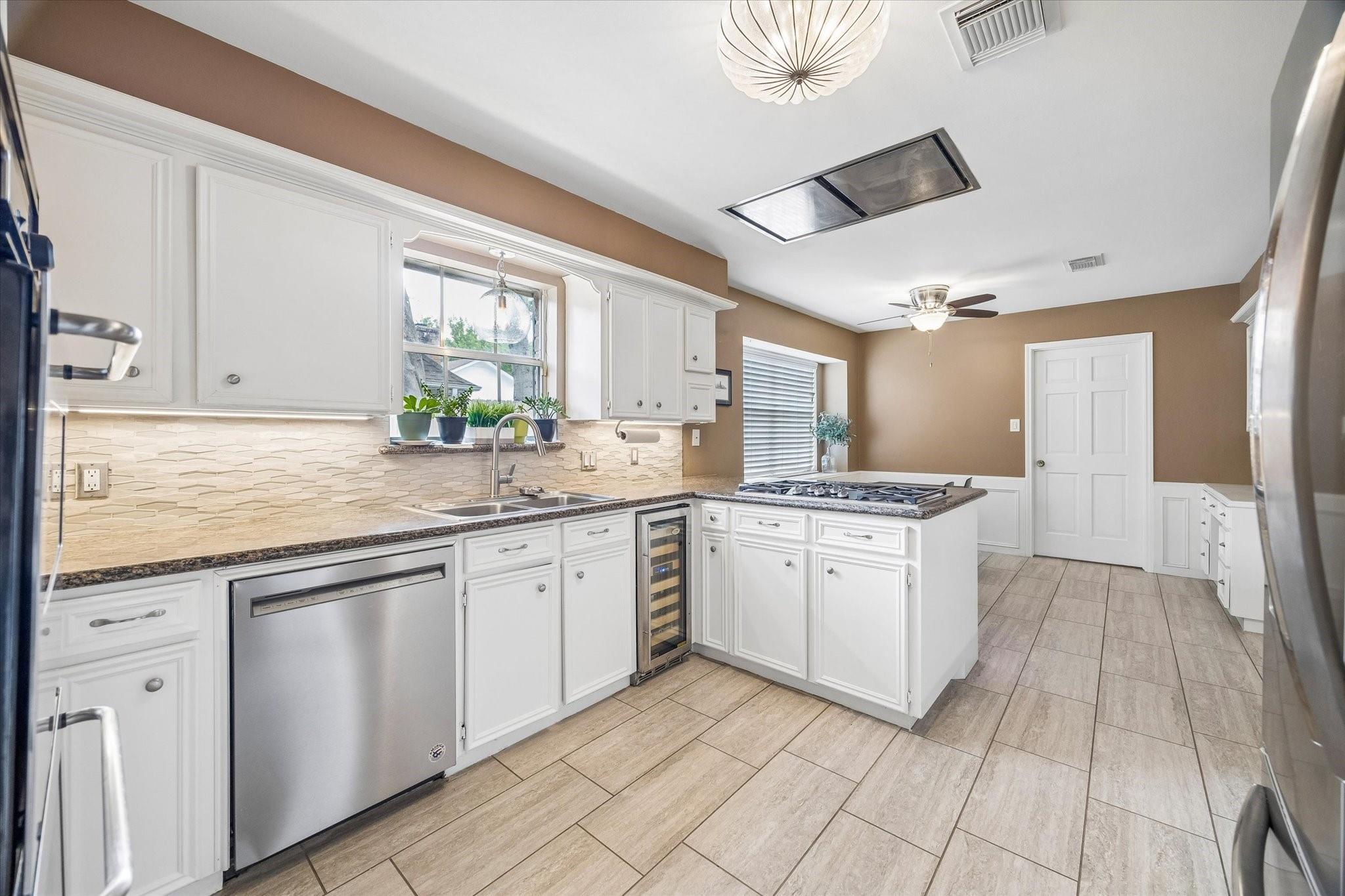 1427 Heathwood Drive
