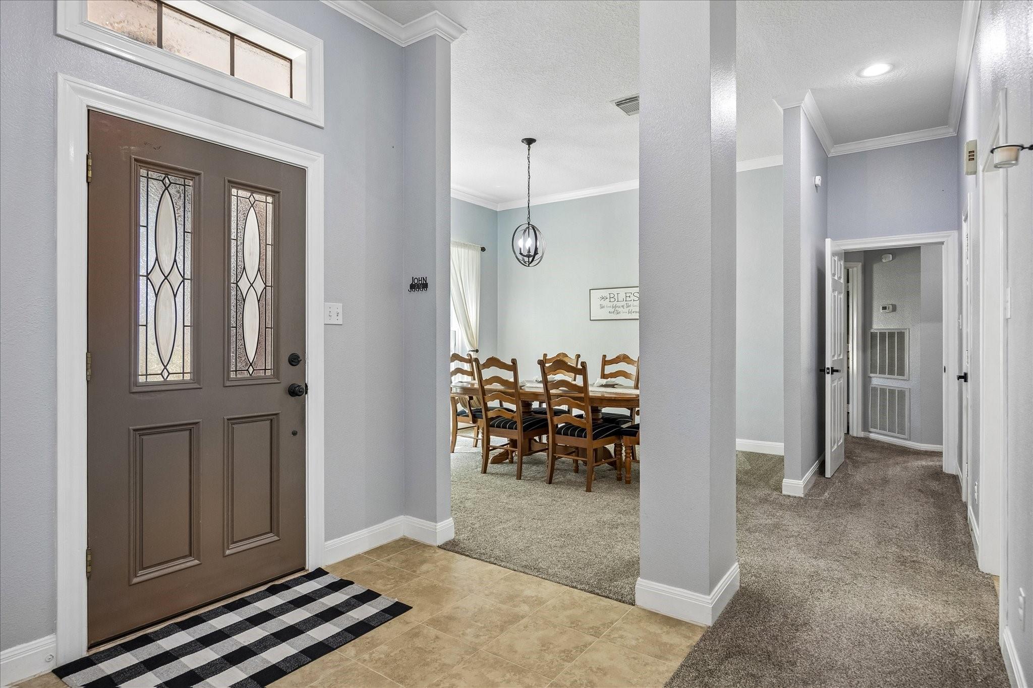 202 W Larkspur Drive