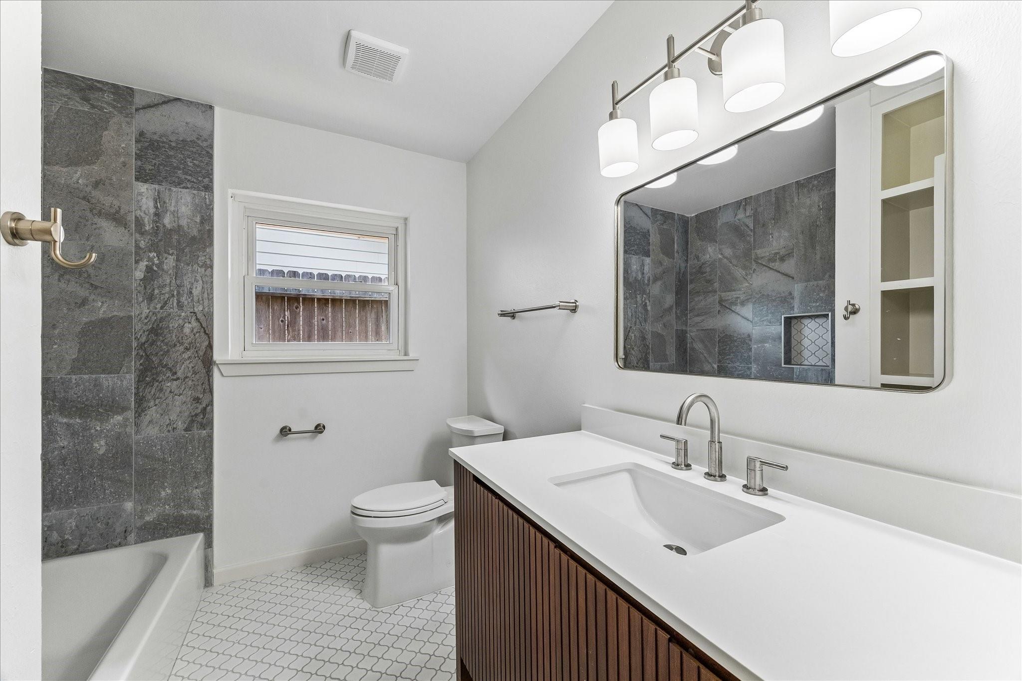2107 Wilde Rock Way