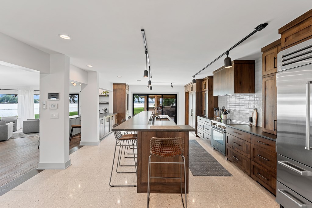 55 Utopia Cir