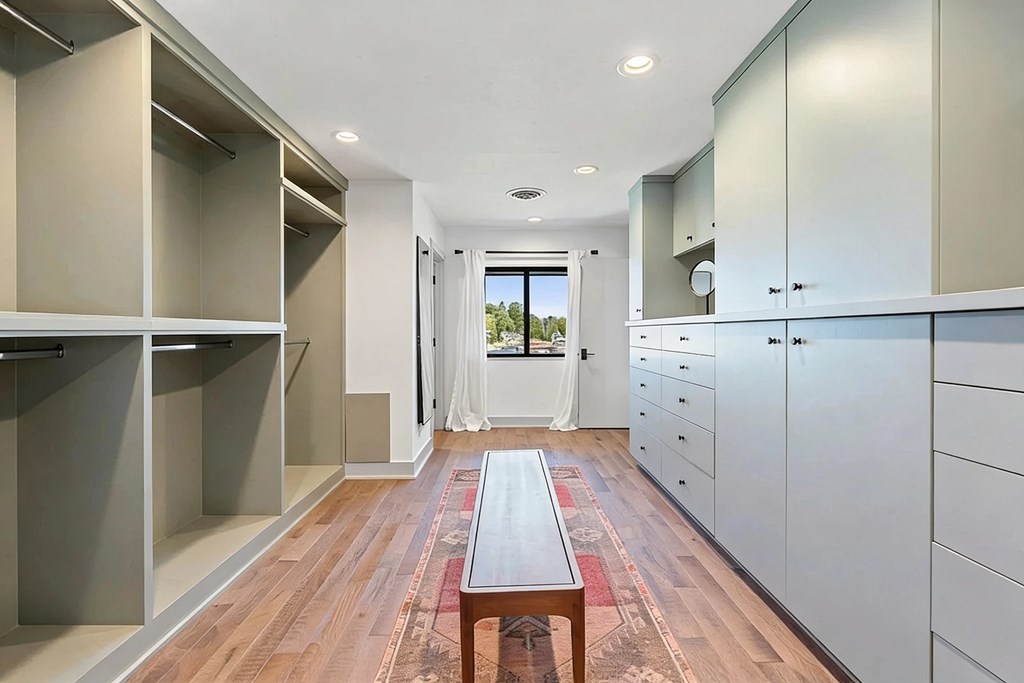 55 Utopia Cir