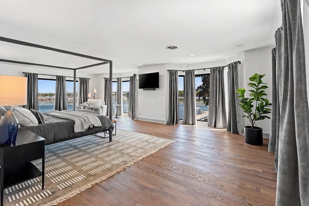 55 Utopia Cir