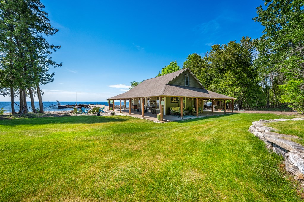 6027 Lady Slipper Ln