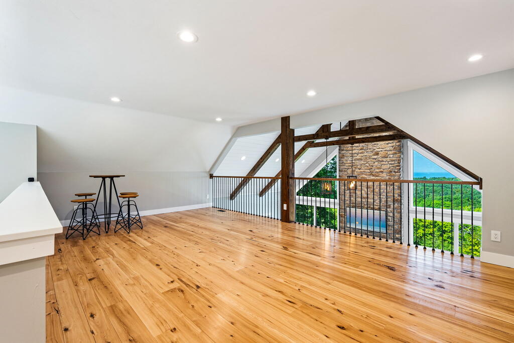 6931 Kelley Ln