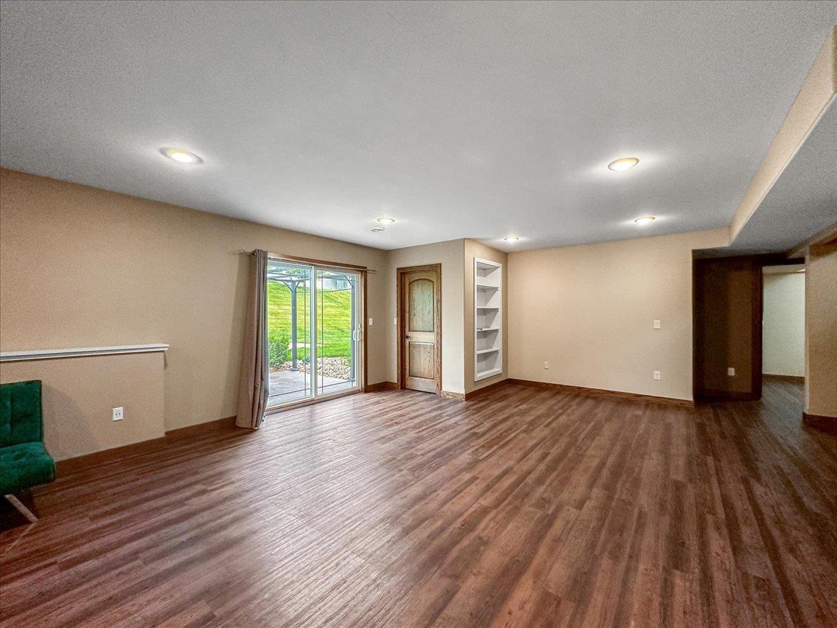 2280 Julia Drive