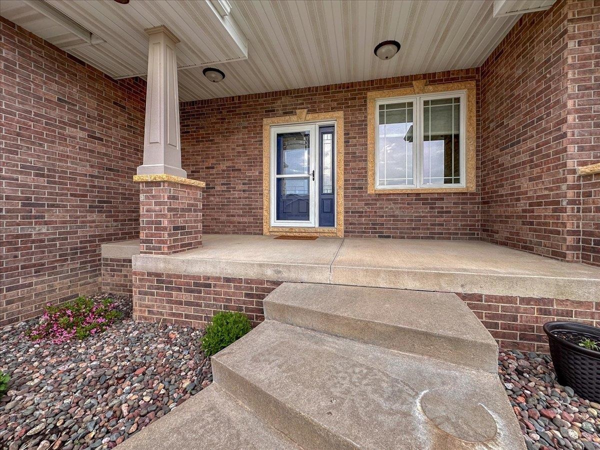 2280 Julia Drive