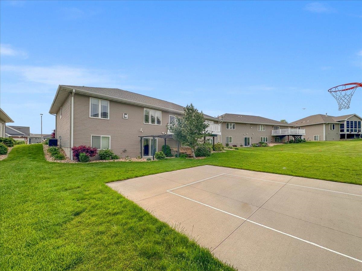 2280 Julia Drive