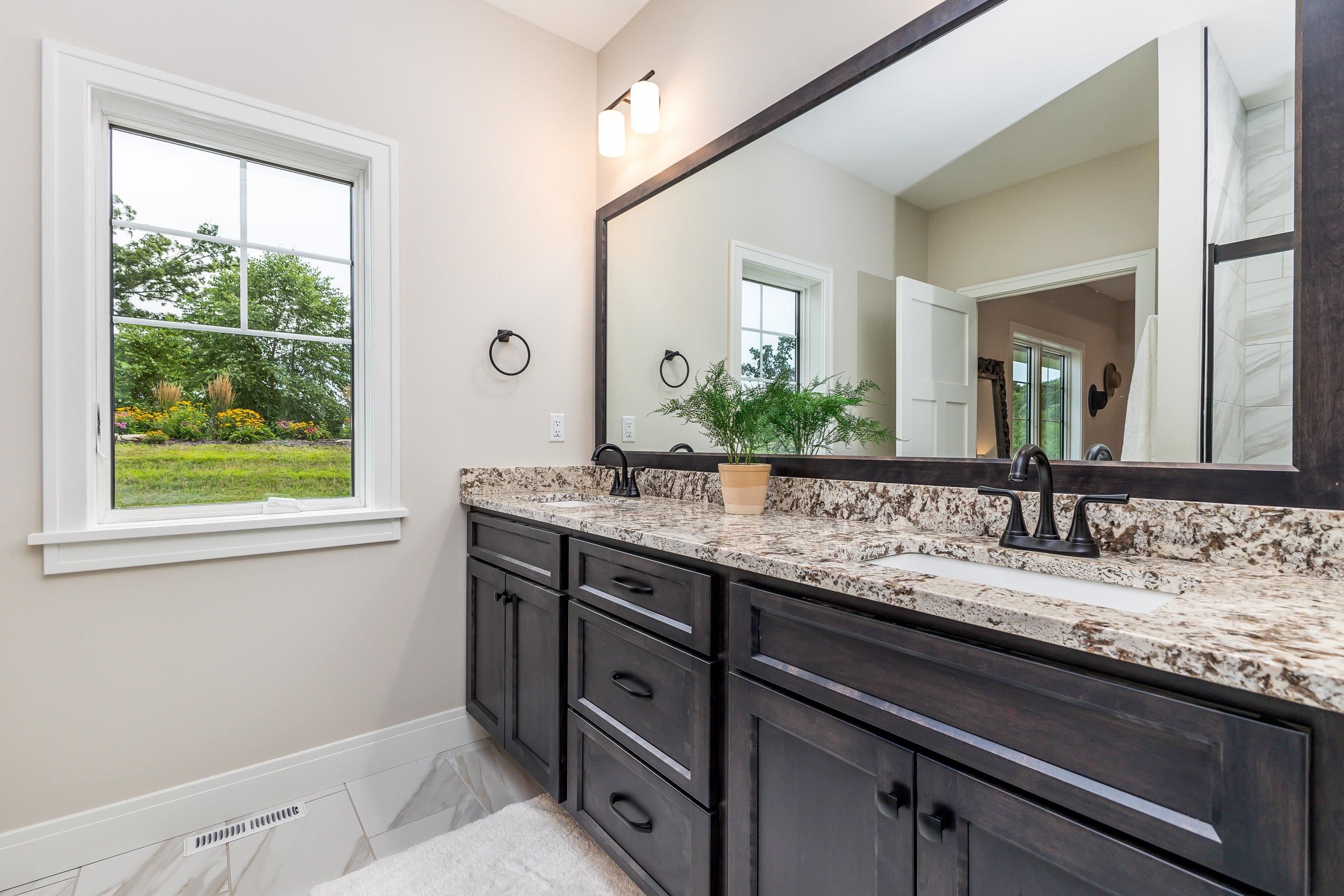 1577 Bluff Hollow Trail