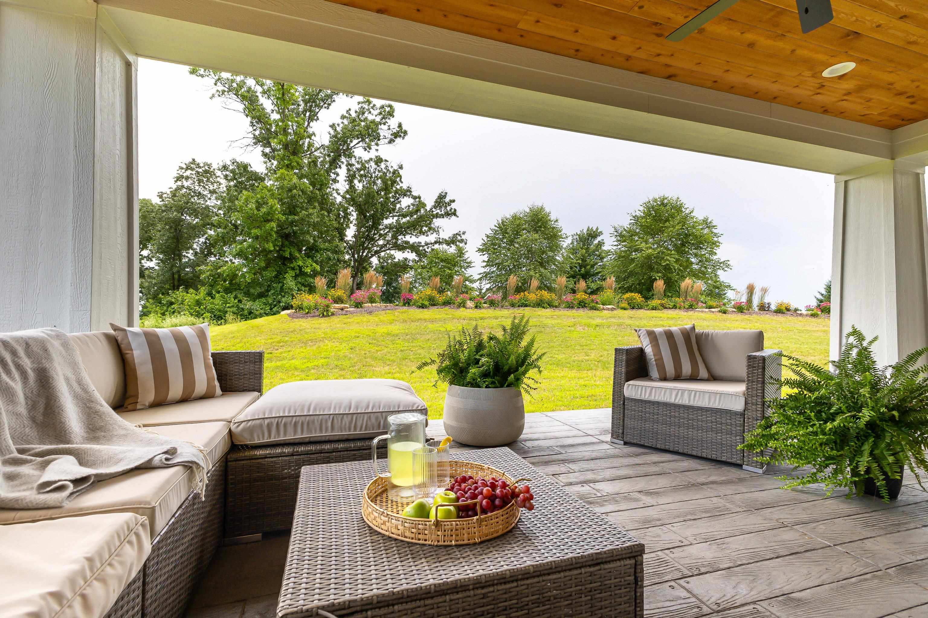 1577 Bluff Hollow Trail