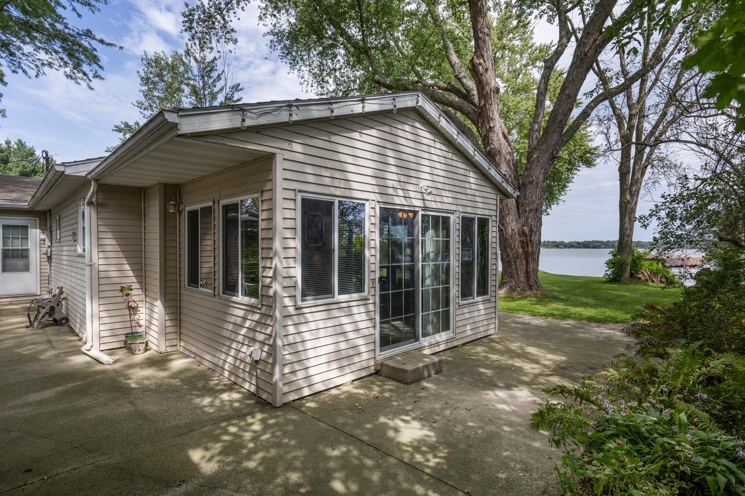 W10234 Surfside Drive