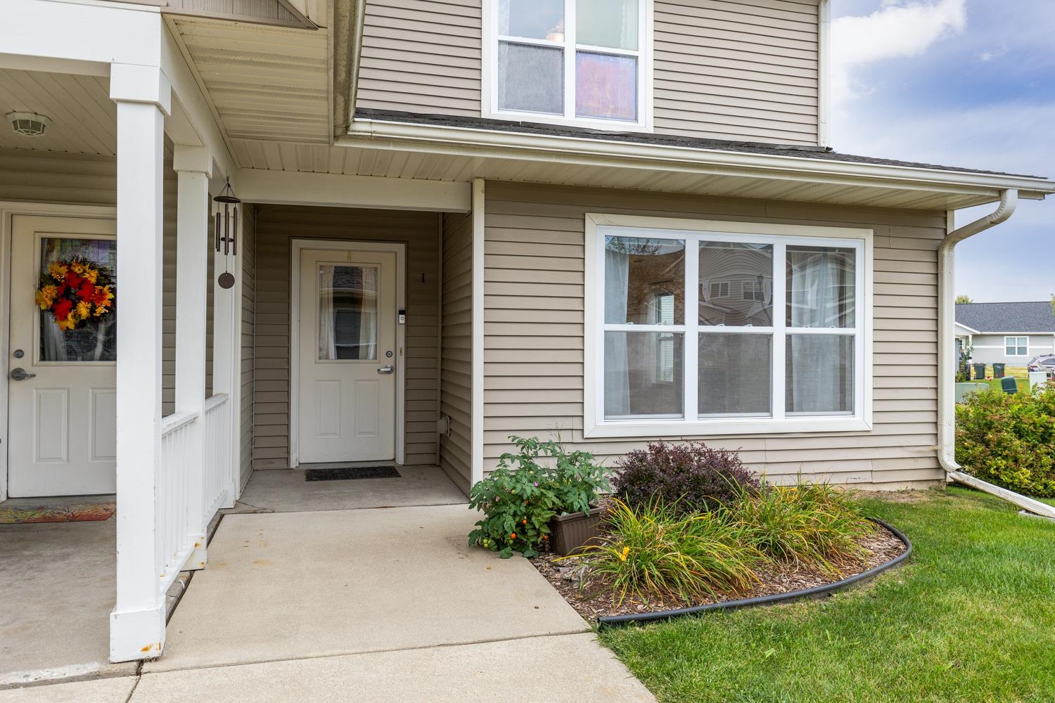 252 S Musket Ridge Drive 1