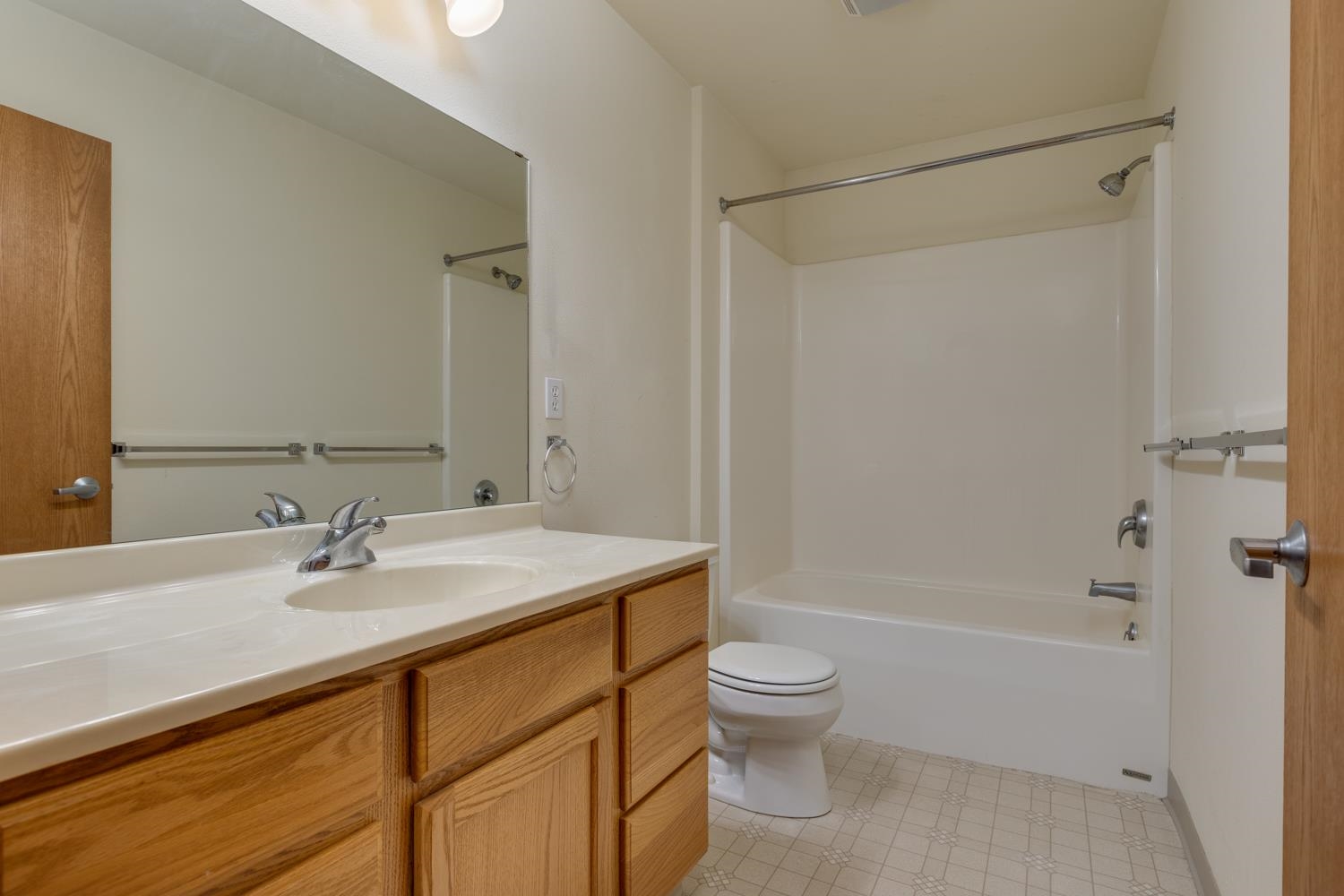 252 S Musket Ridge Drive 1
