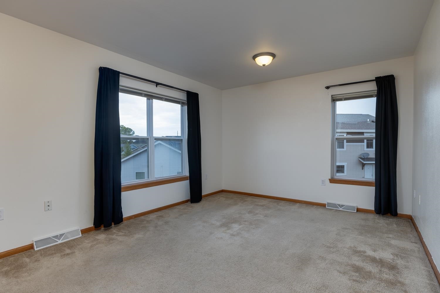 252 S Musket Ridge Drive 1