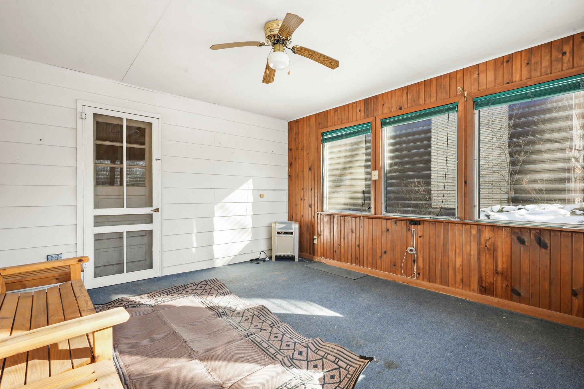 4909 Holiday Drive