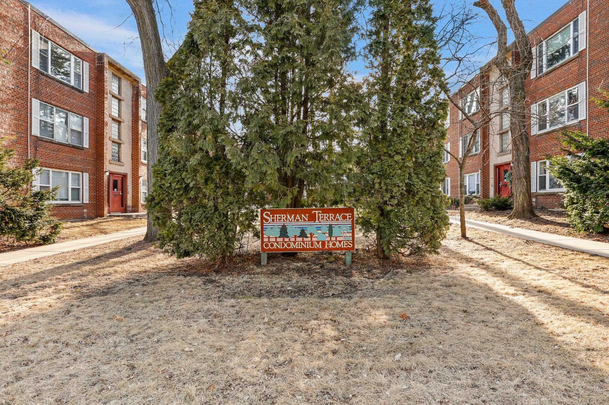 37 Sherman Terrace 1
