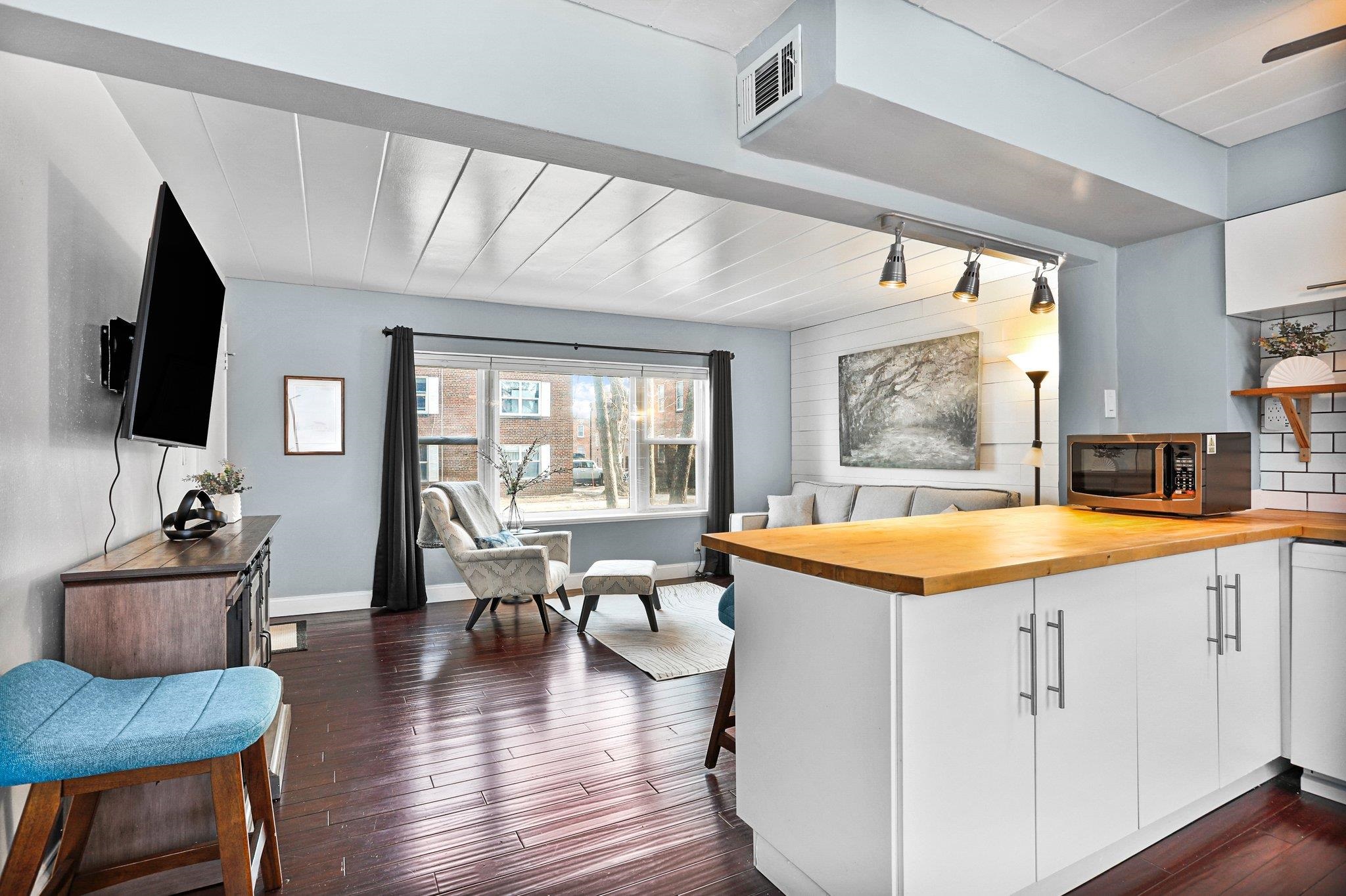 37 Sherman Terrace 1