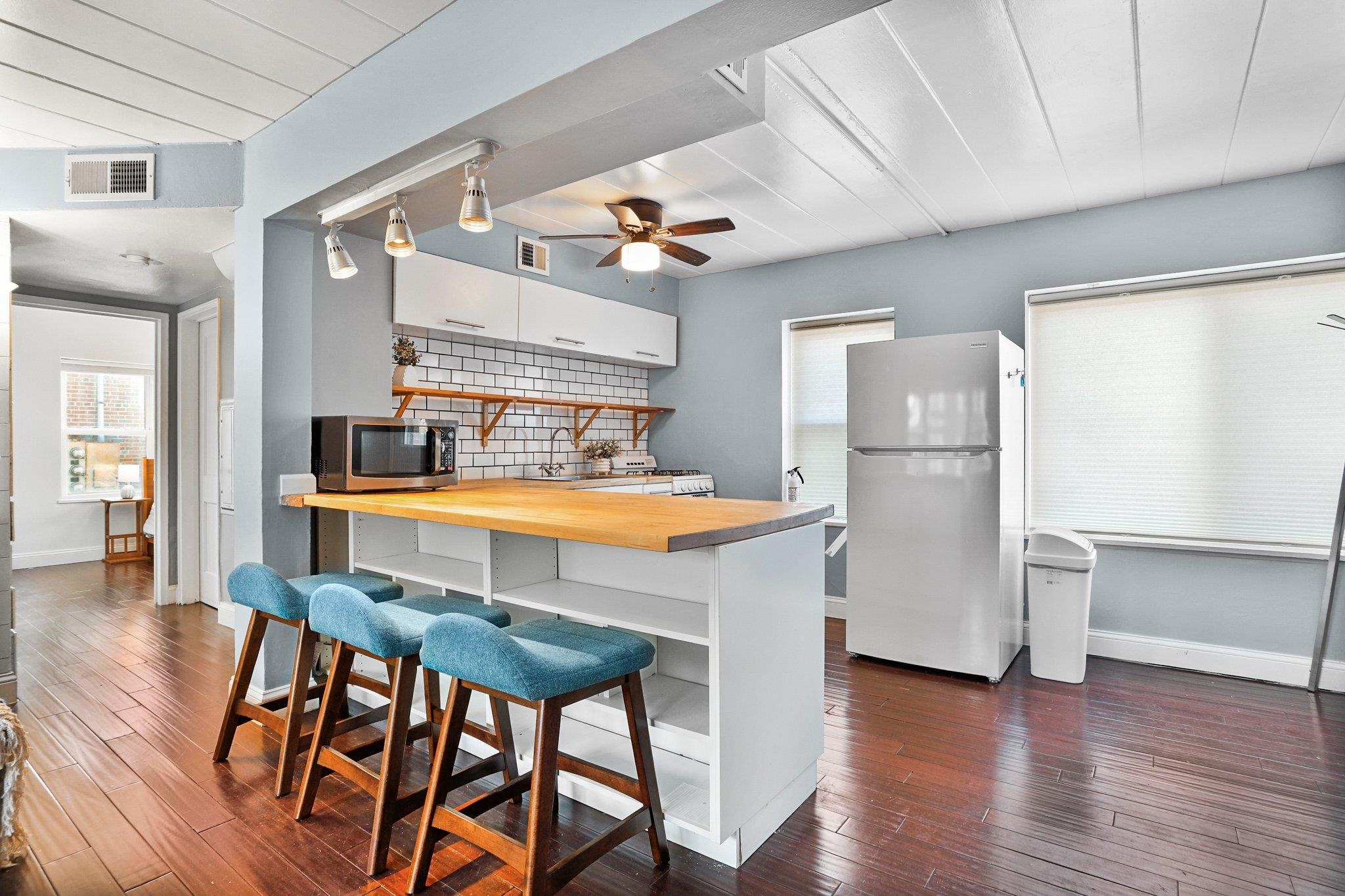 37 Sherman Terrace 1