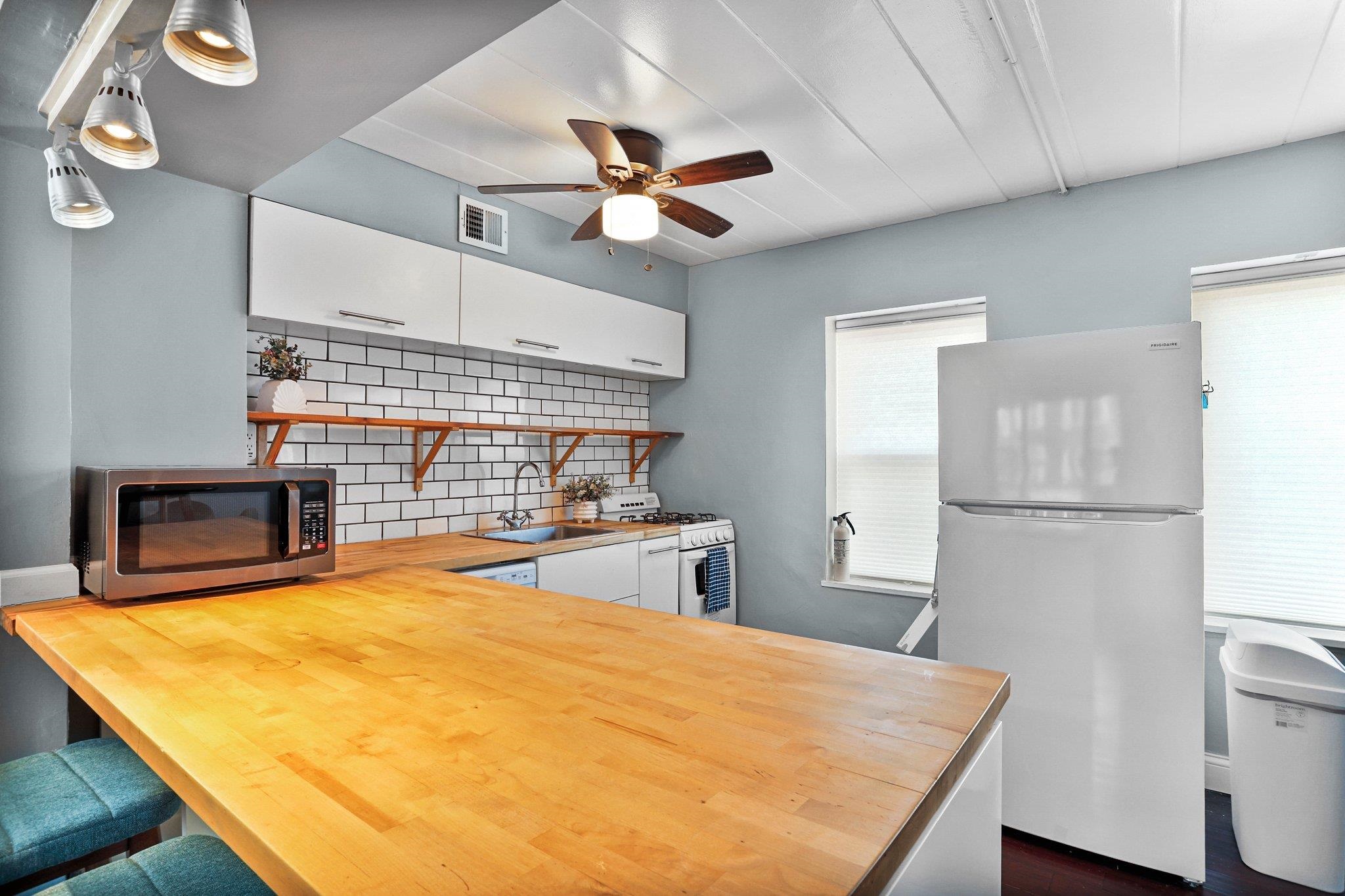 37 Sherman Terrace 1