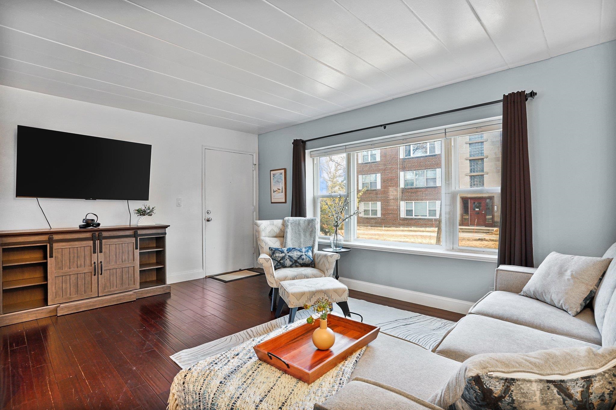 37 Sherman Terrace 1
