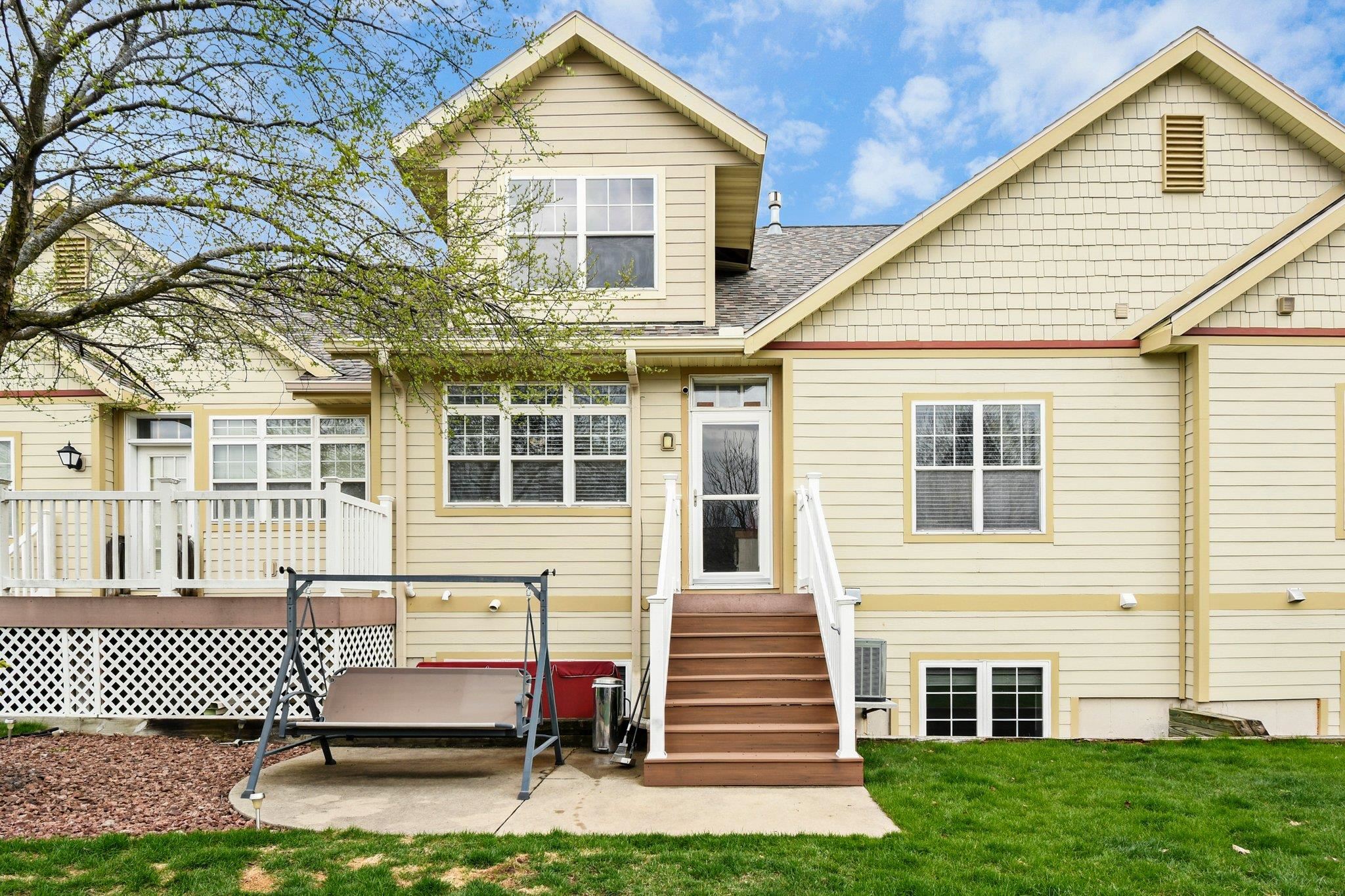 1226 School Street