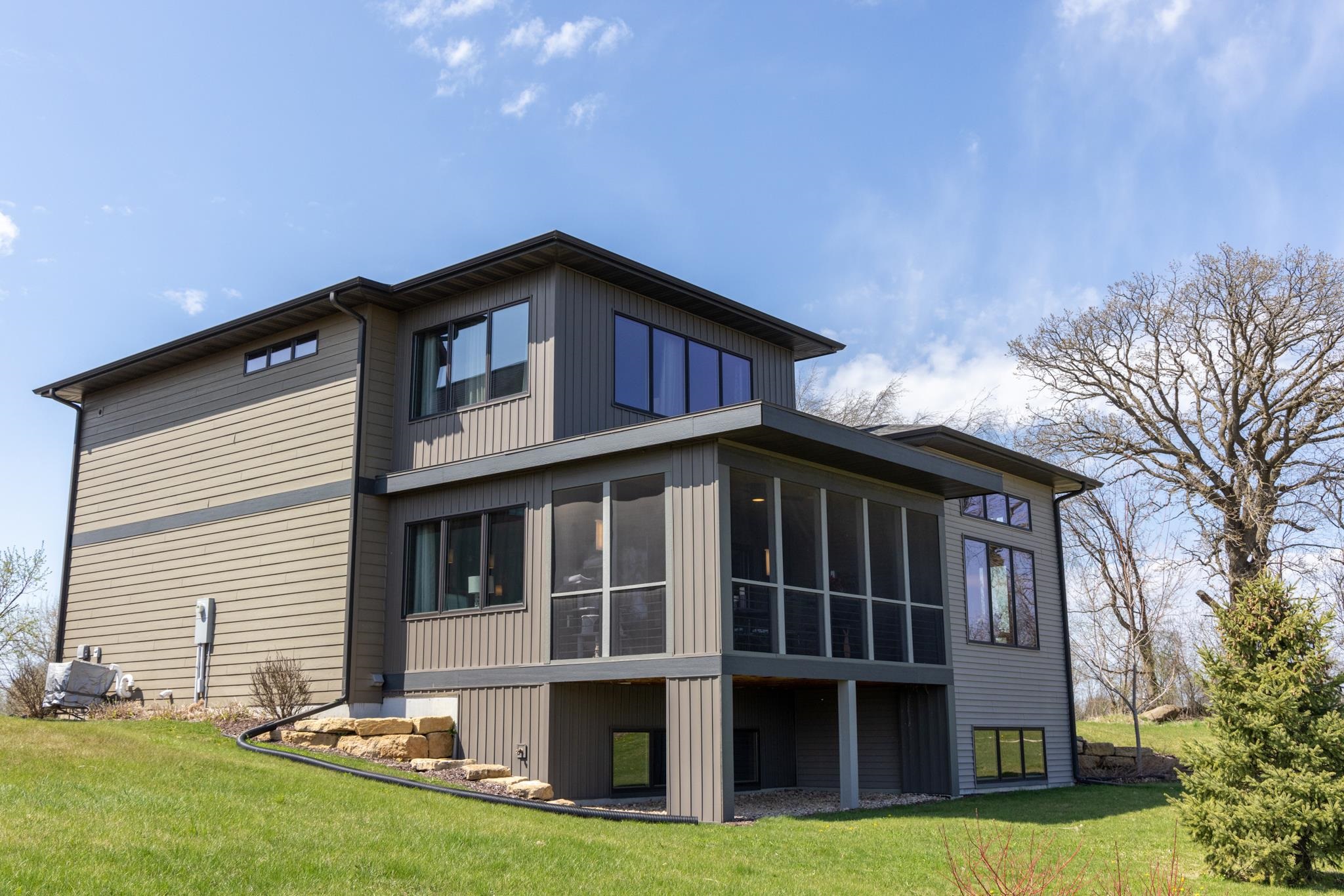 808 Winery Way