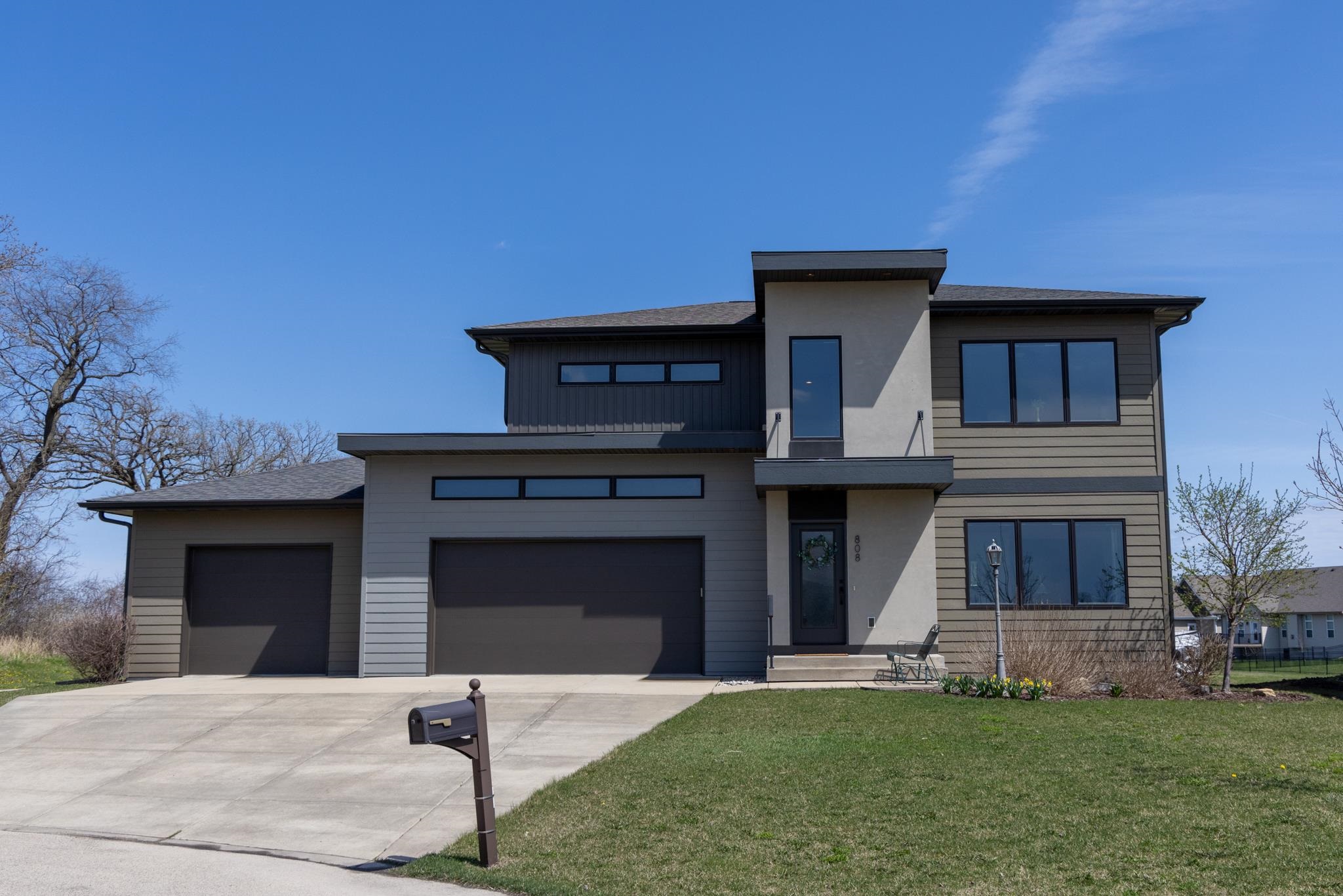 808 Winery Way