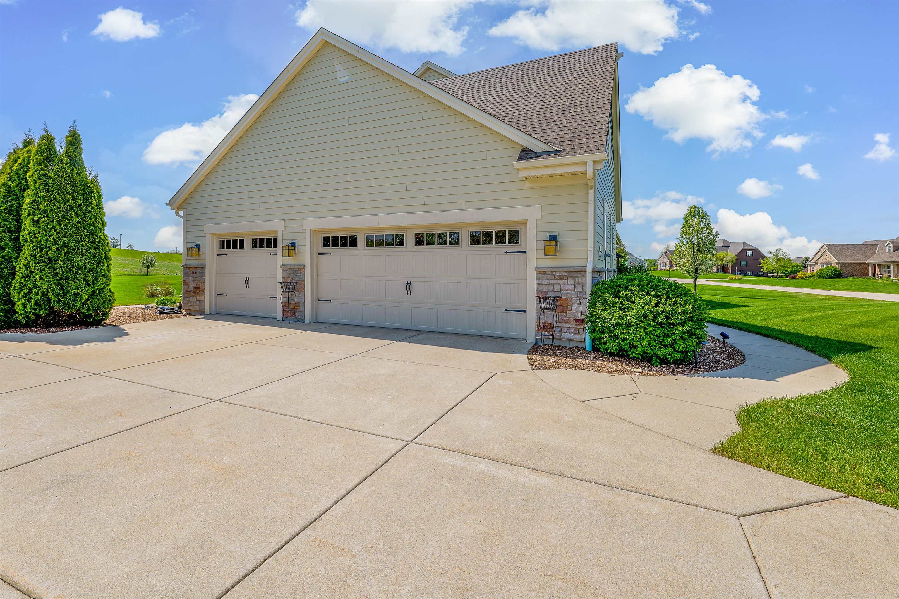 N65W28101 Hickory Hill Drive